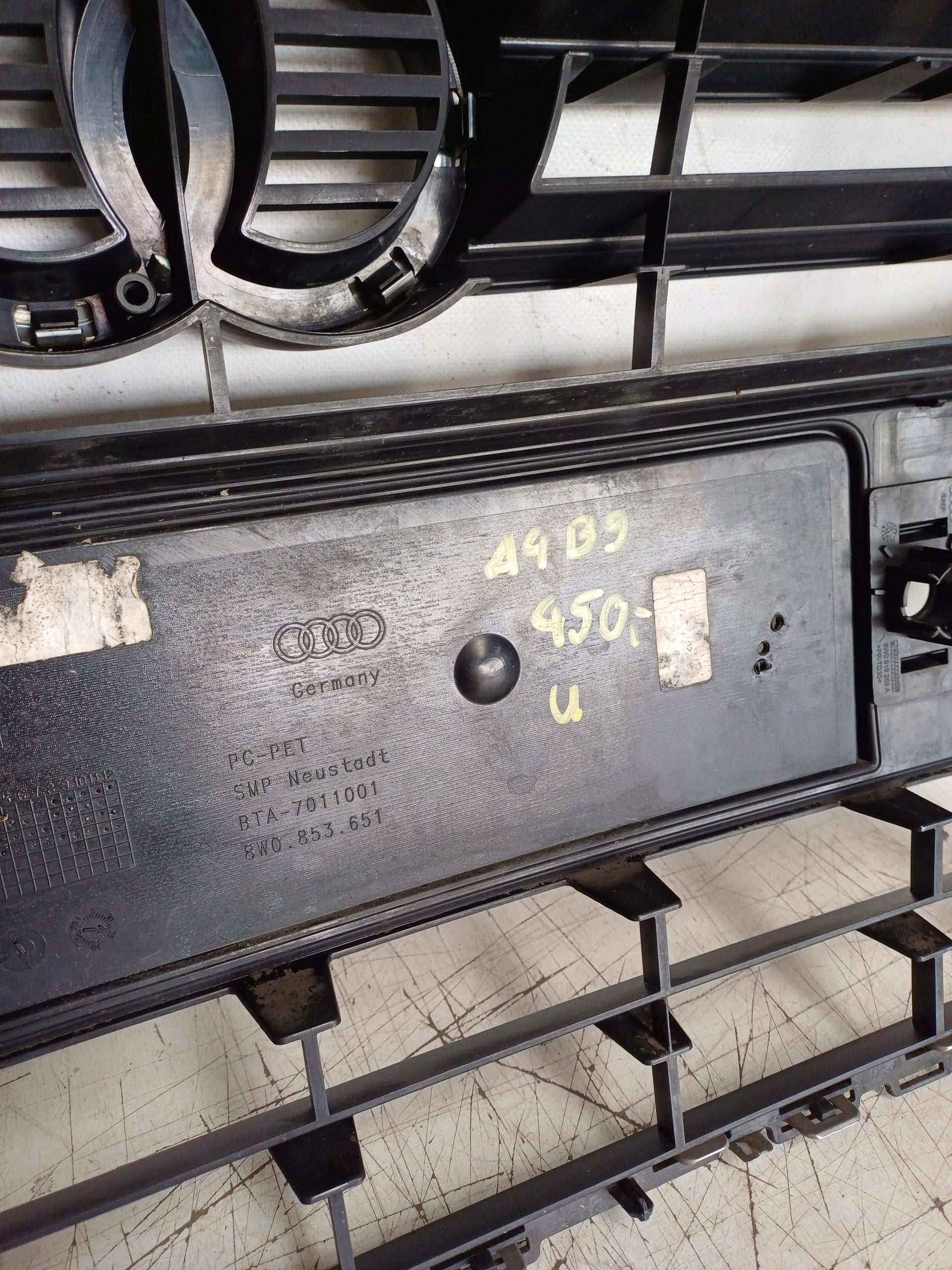 Kühlergrill Audi A4 B9 8W0 FRONTGRILL 8W0853651DF Kühlergitter