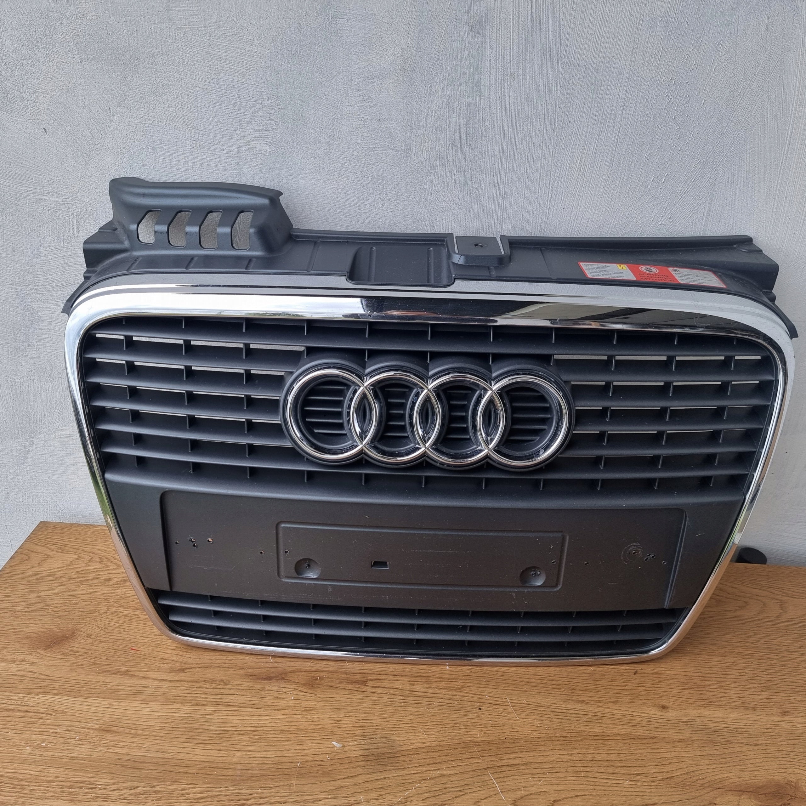 Kühlergrill Audi A4 B7 FRONTGRILL Kühlergitter