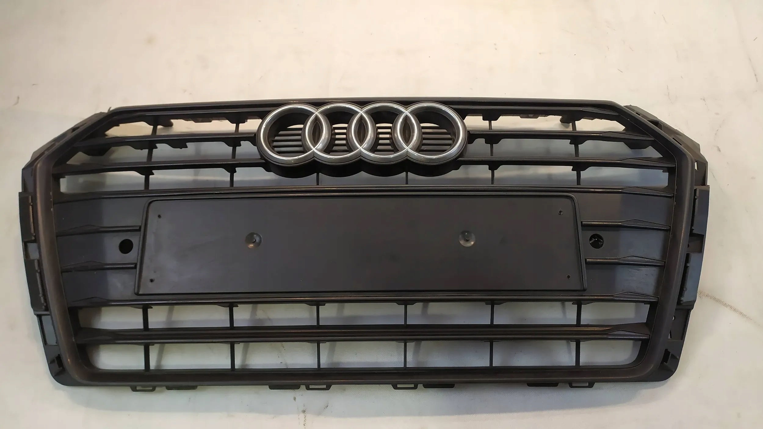 Kühlergrill Audi A4 B9 FRONTGRILL 8J0853651A Kühlergitter