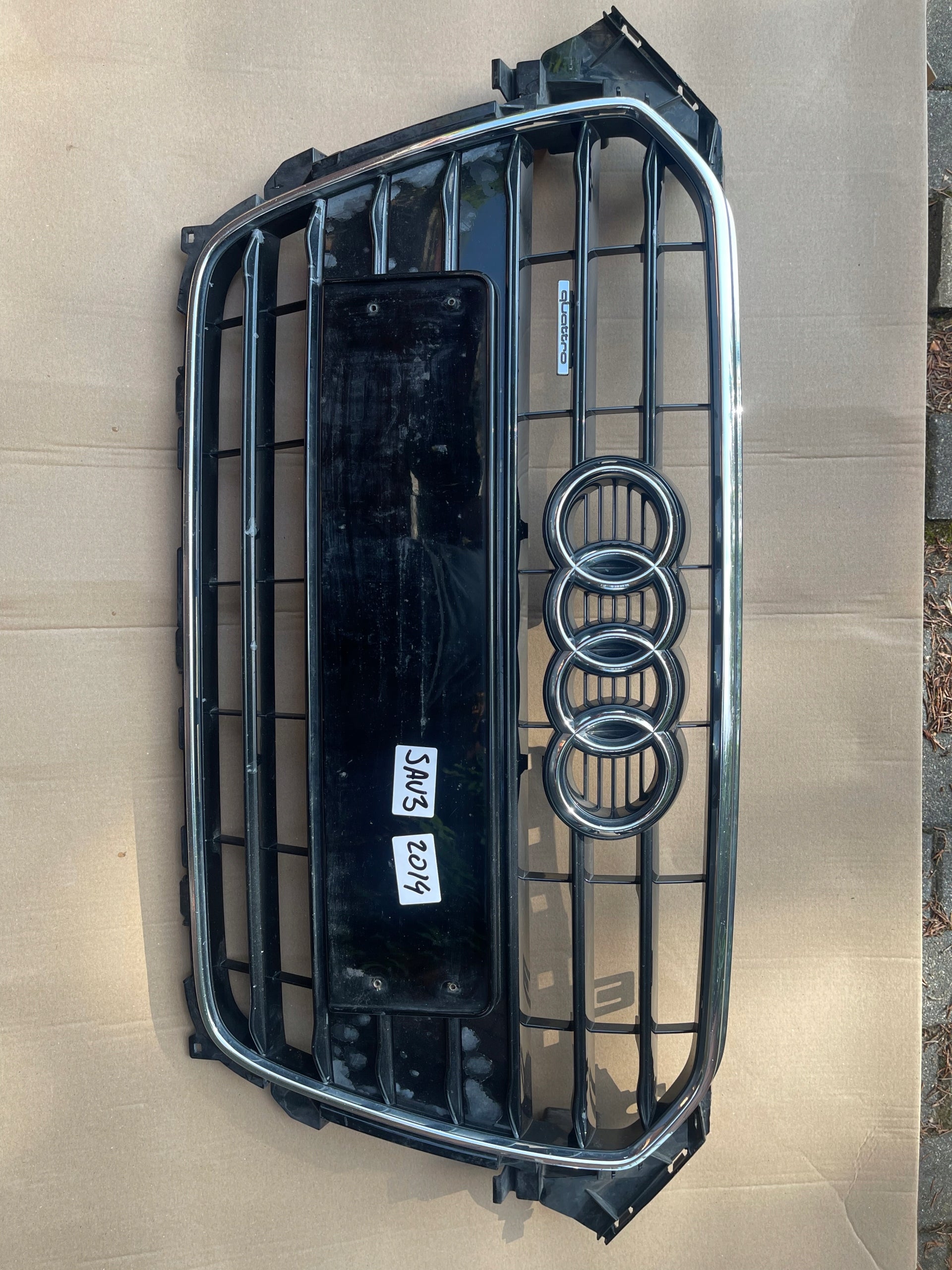 Kühlergrill Audi A4 B8 FRONTGRILL Kühlergitter