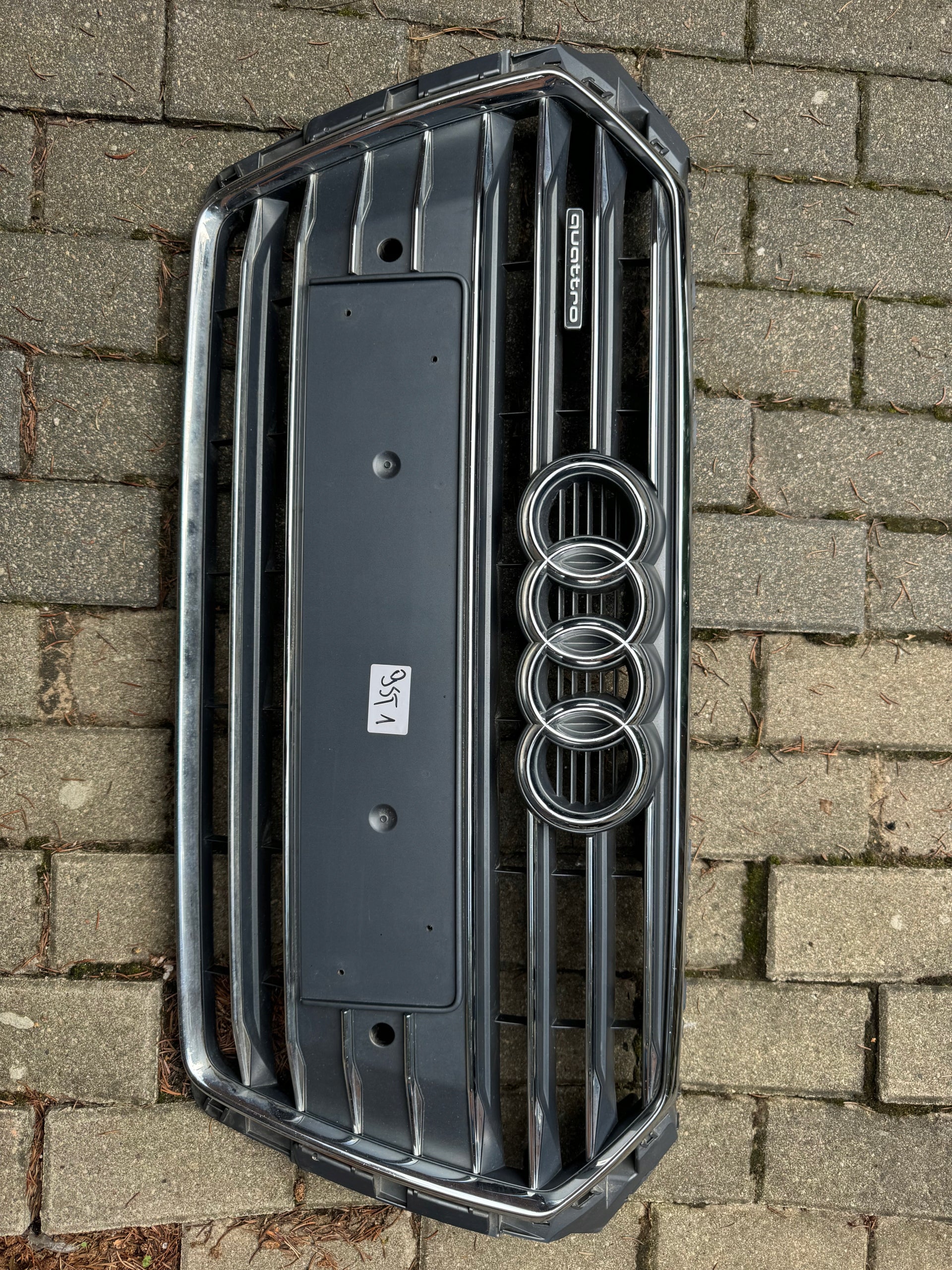  Kühlergrill Audi A4 B9 FRONTGRILL Kühlergitter product image