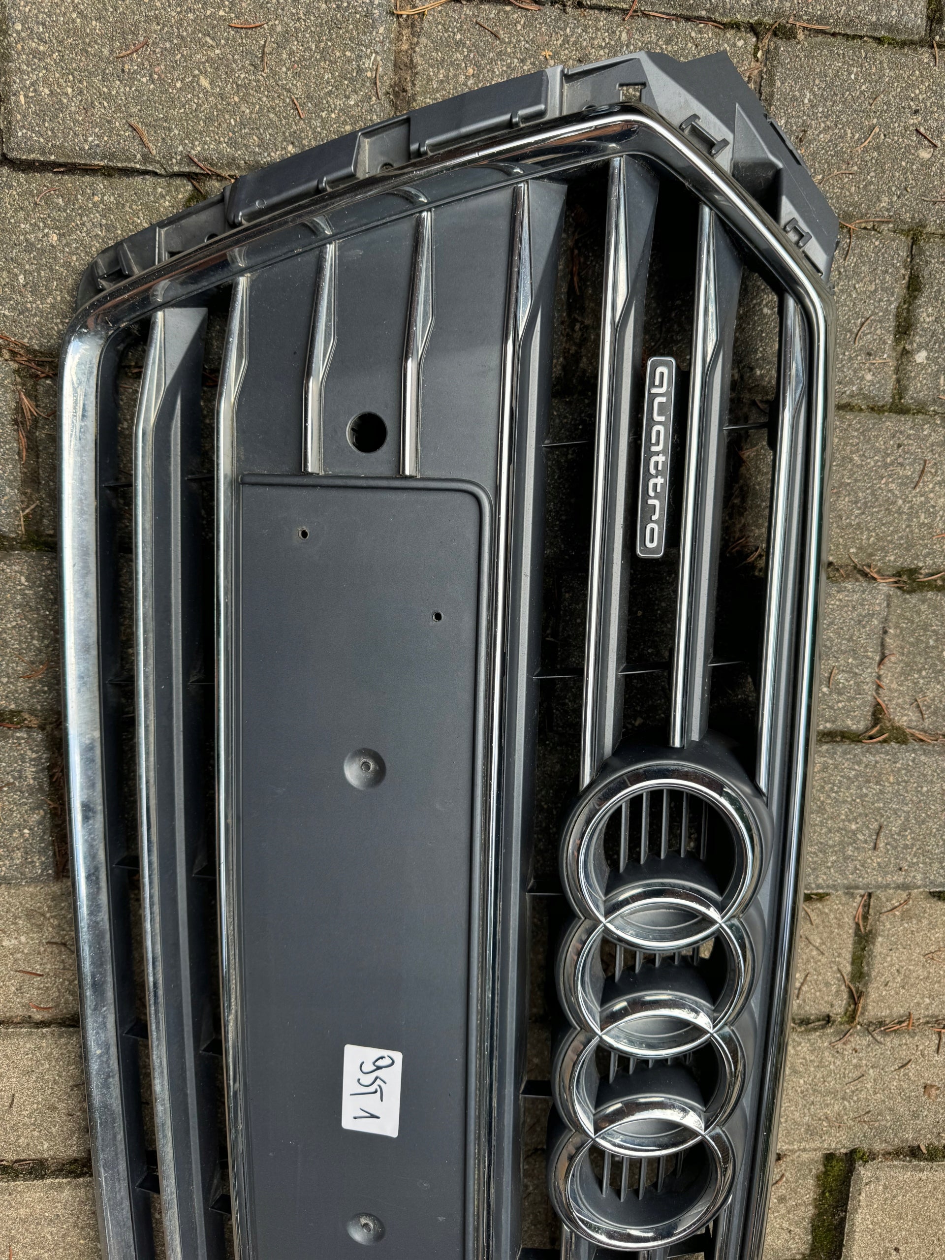 Kühlergrill Audi A4 B9 FRONTGRILL Kühlergitter