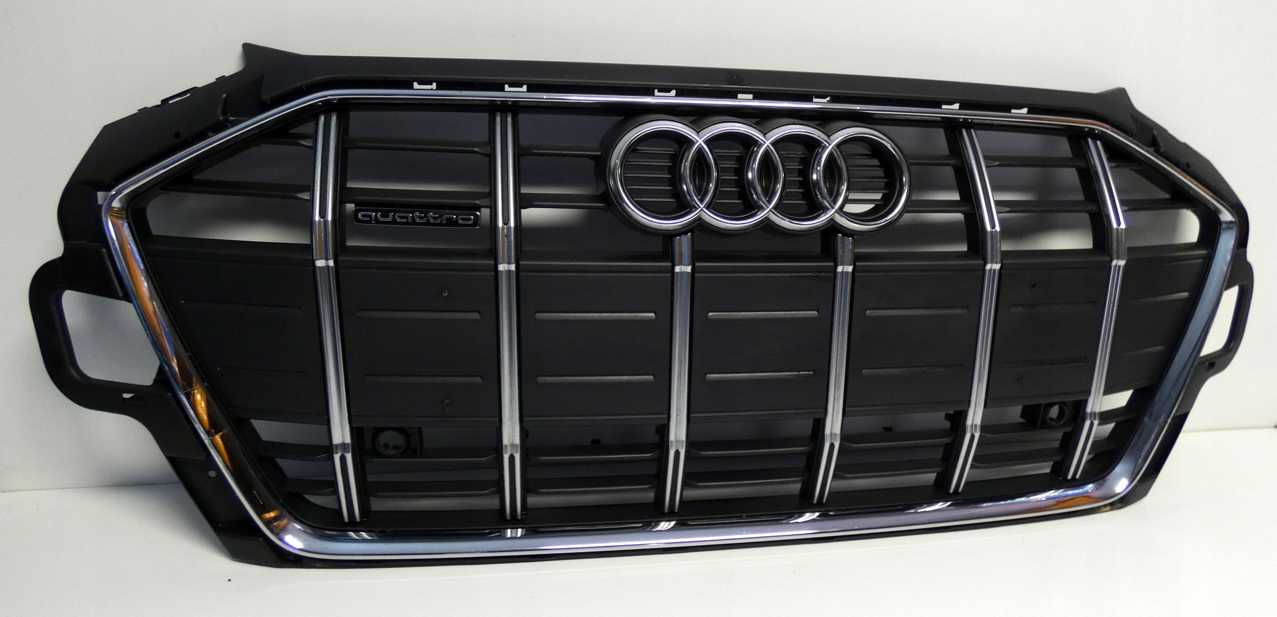  Calandre Audi ALLROAD A4 B9 FRONT GRILL 8W0853651DP calandre  product image