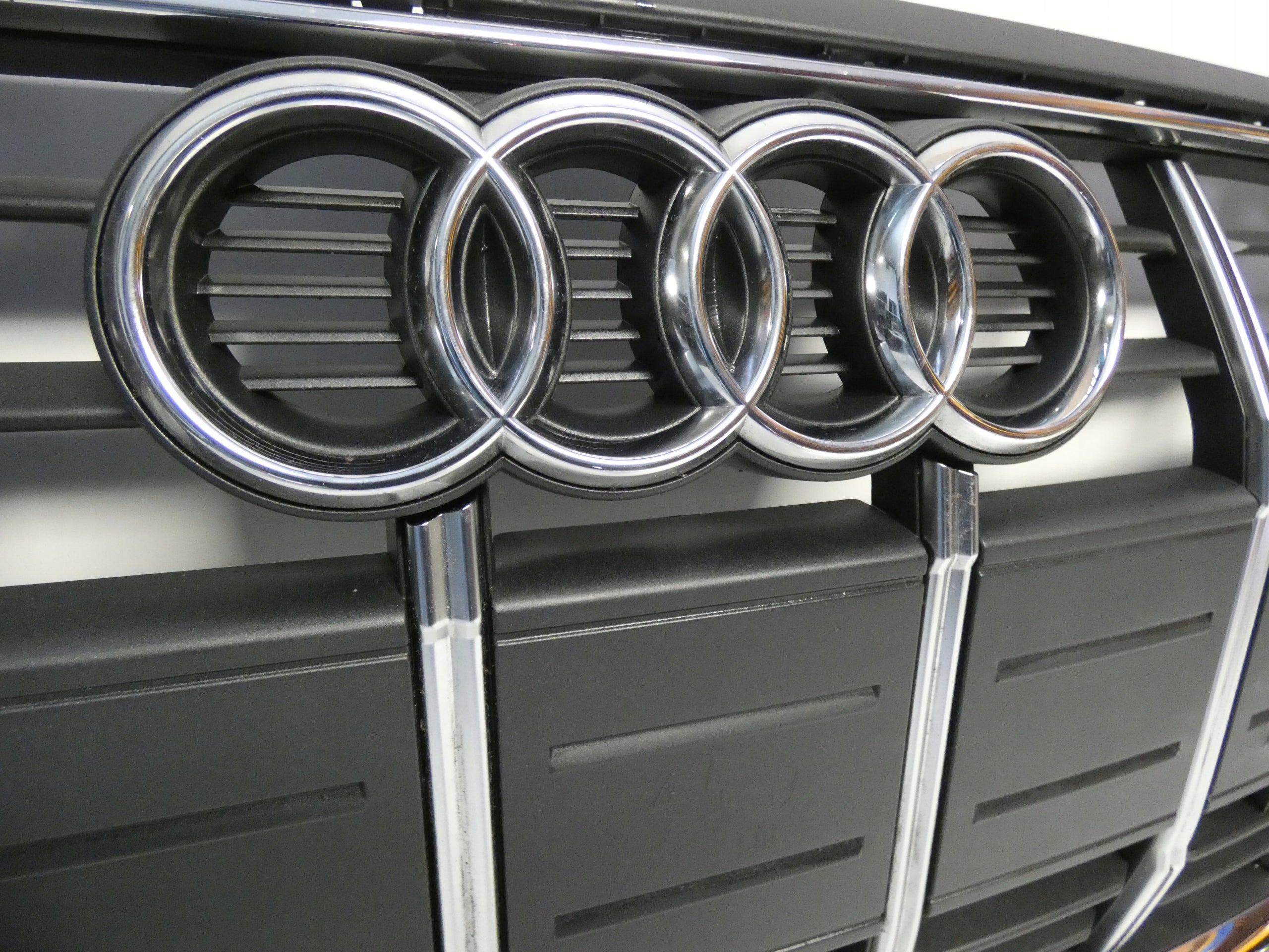 Kühlergrill Audi ALLROAD A4 B9 FRONTGRILL 8W0853651DP Kühlergitter