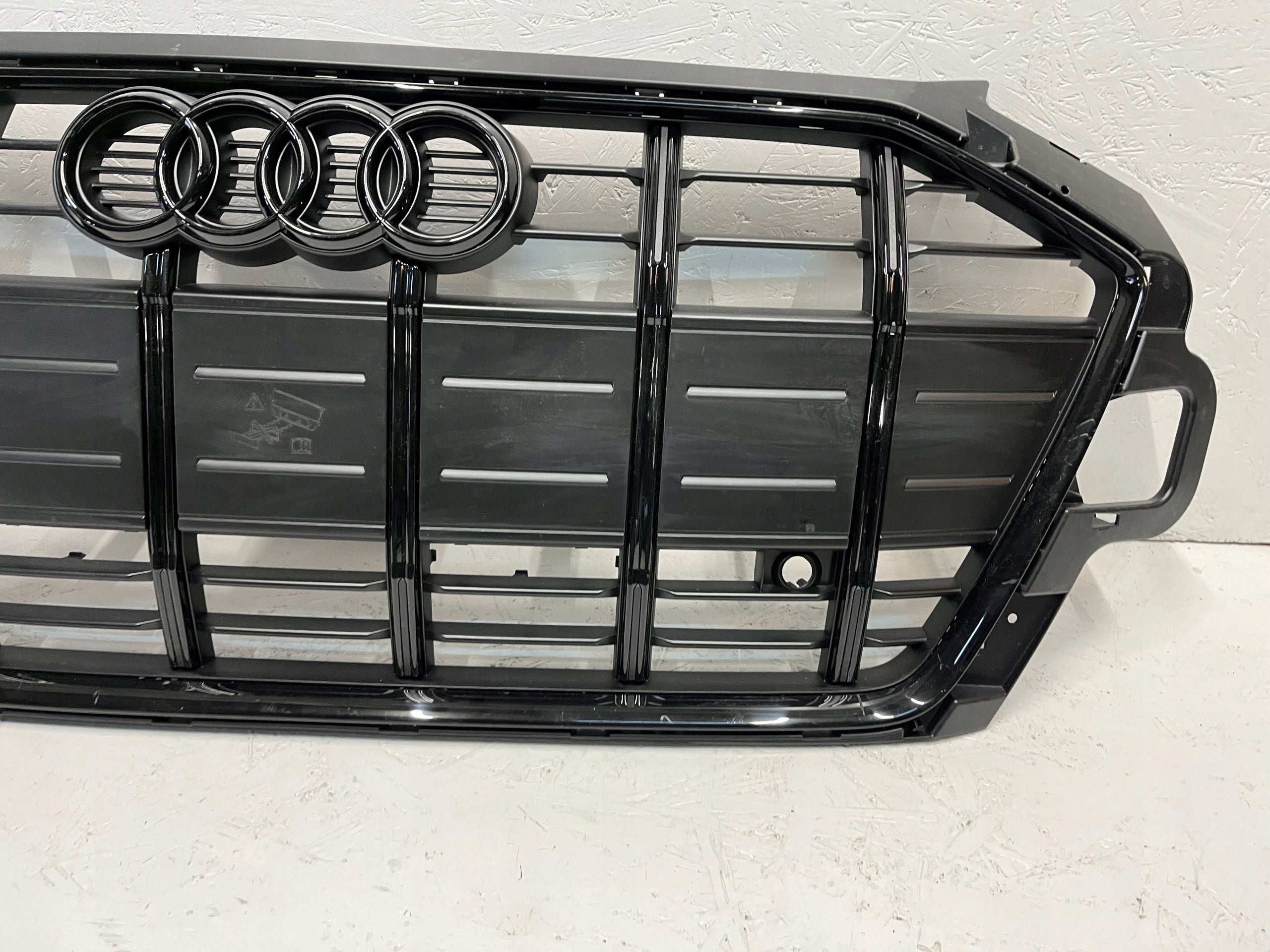 Kühlergrill Audi A4 ALLROAD FRONTGRILL 8W0853651DP Kühlergitter