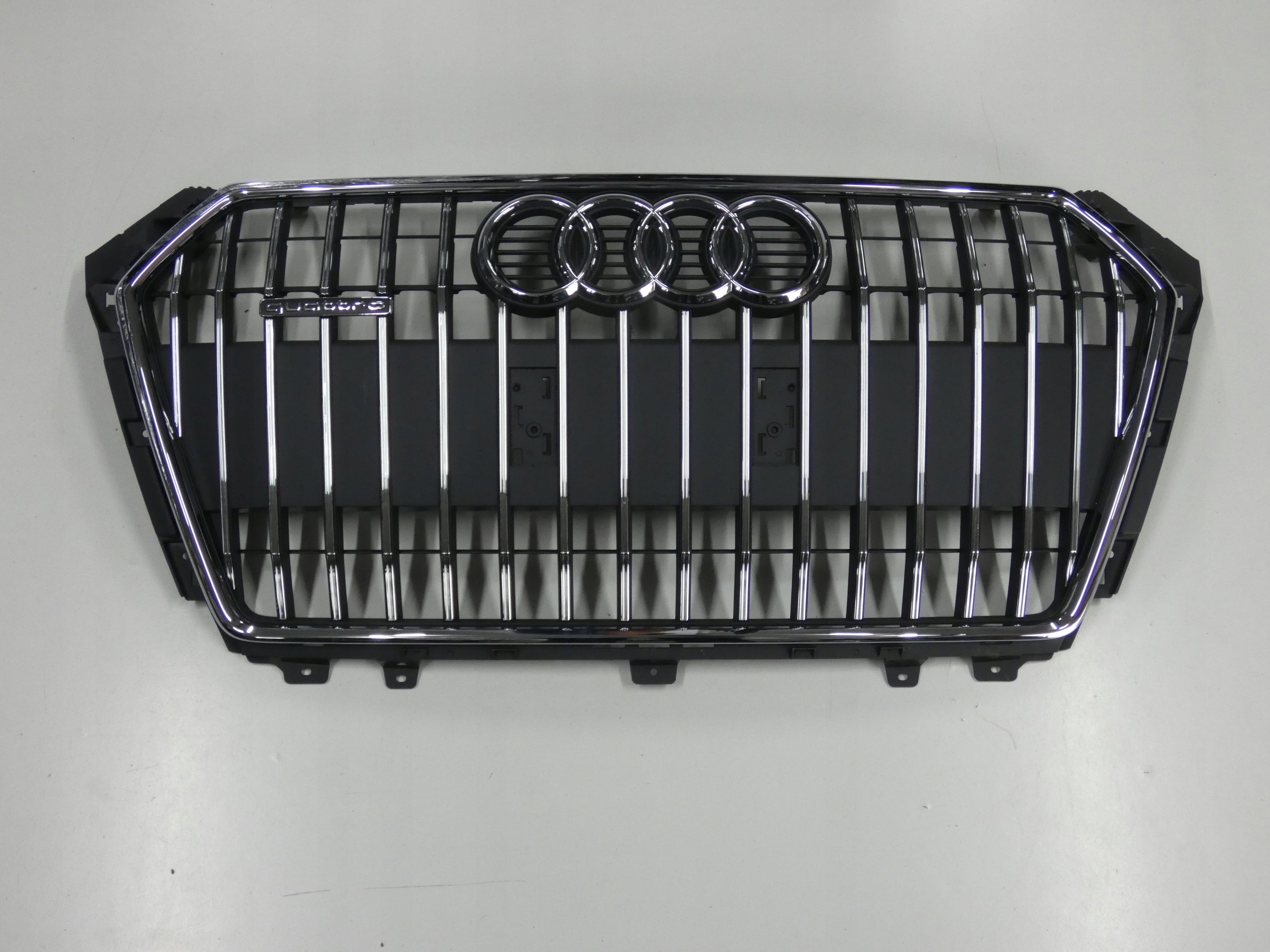 Kühlergrill Audi AM ALLROAD A4 B9 FRONTGRILL 8W0853651R0 Kühlergitter