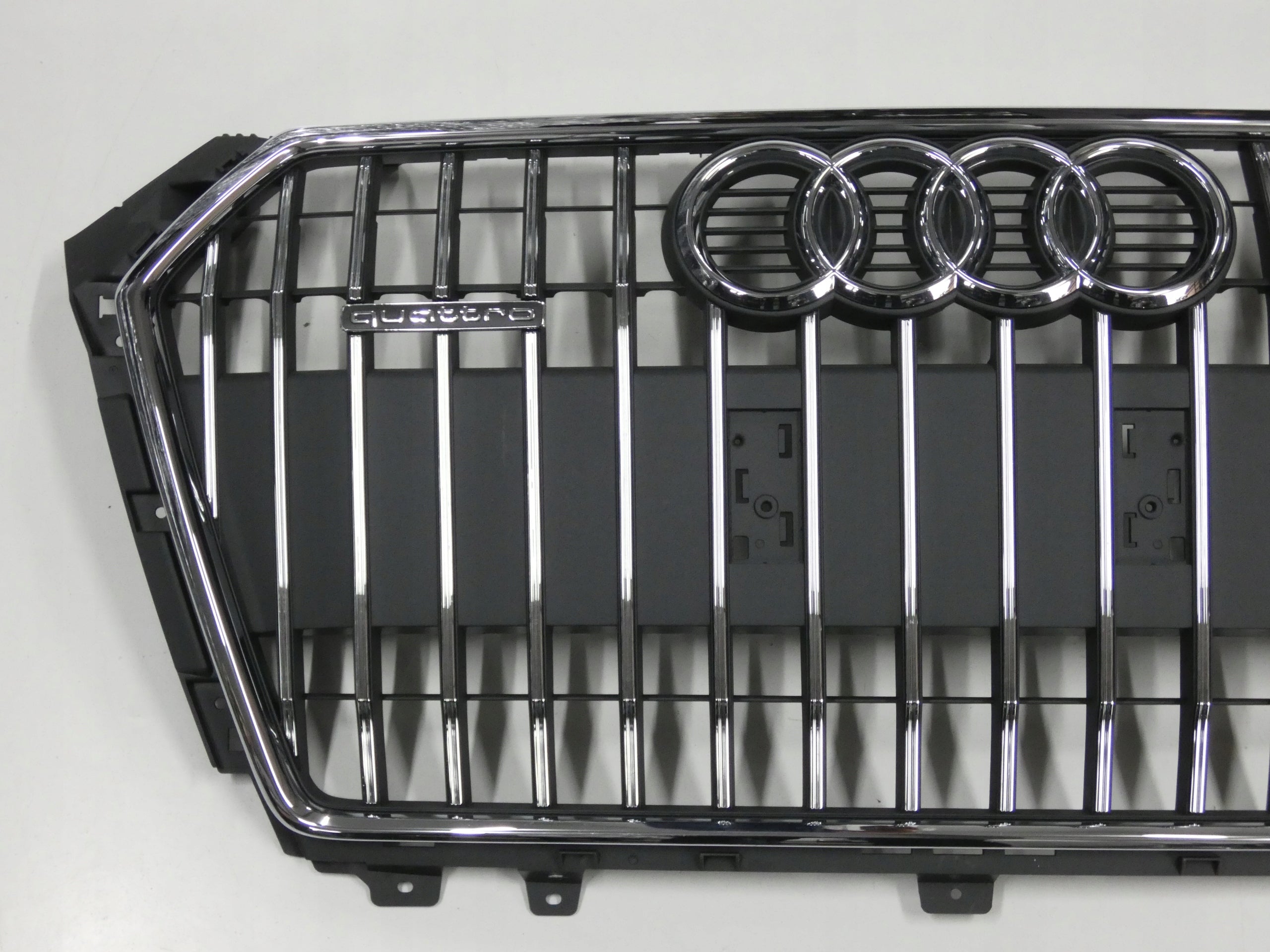 Kühlergrill Audi AM ALLROAD A4 B9 FRONTGRILL 8W0853651R0 Kühlergitter