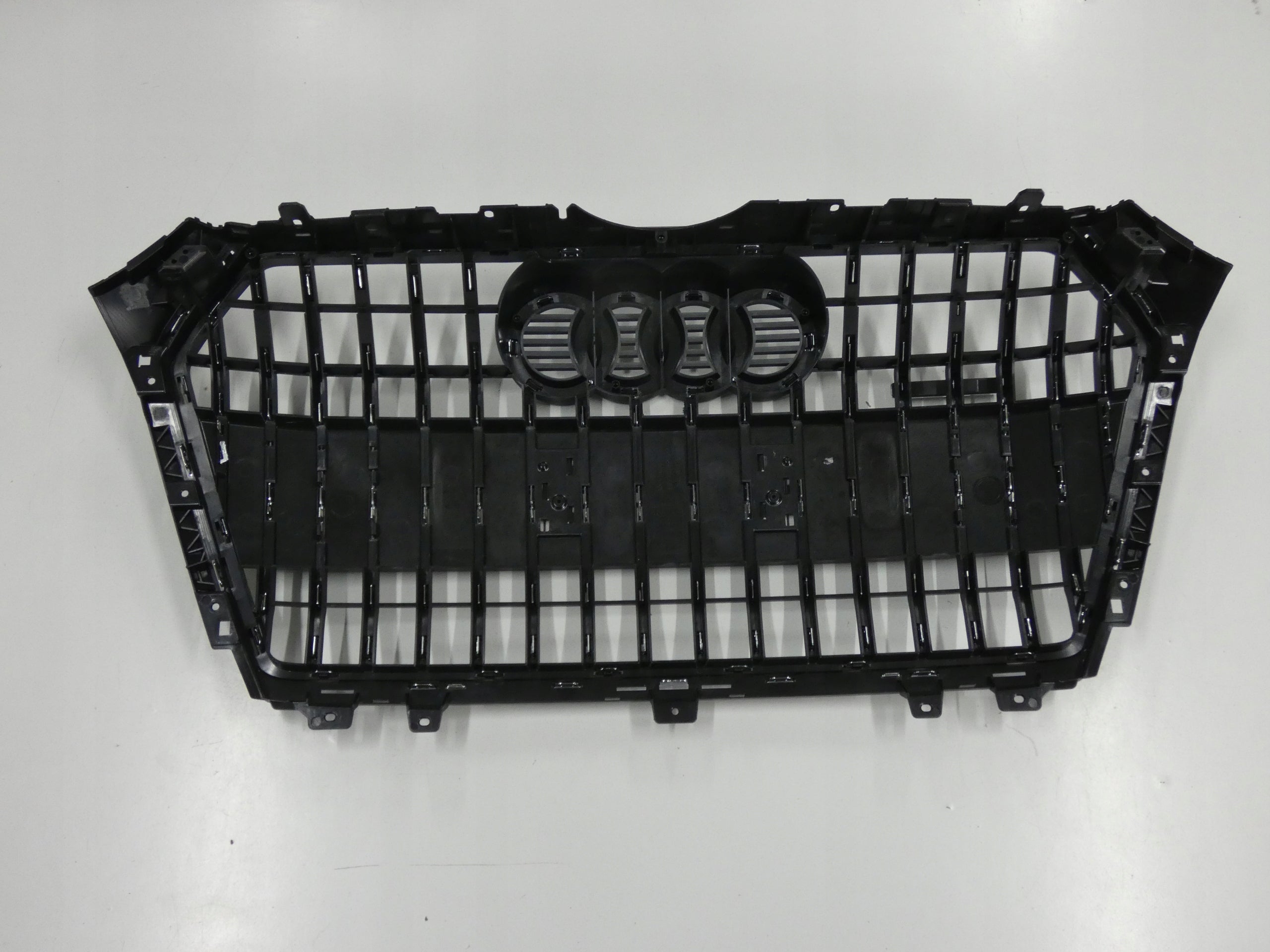 Kühlergrill Audi AM ALLROAD A4 B9 FRONTGRILL 8W0853651R0 Kühlergitter