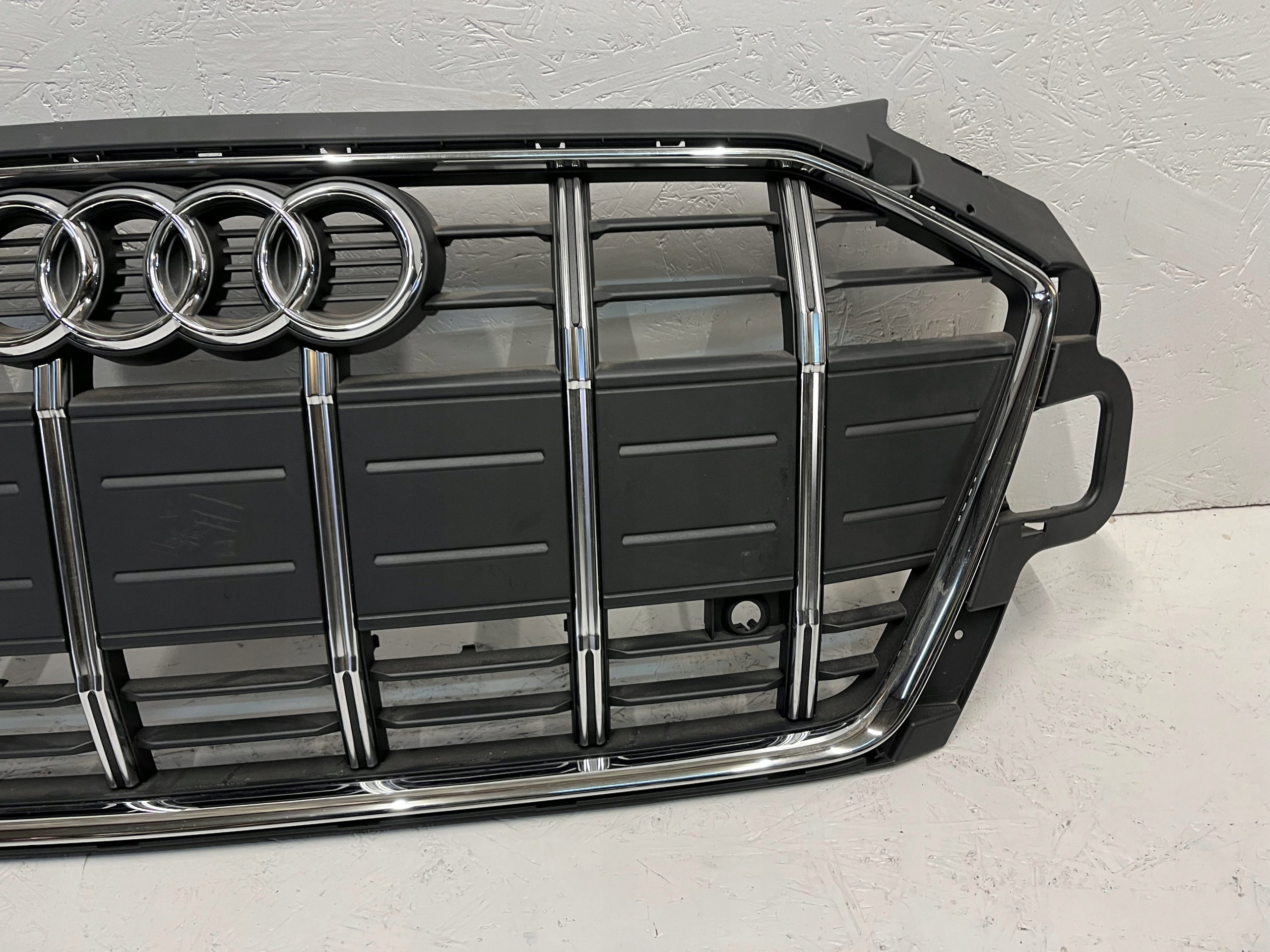 Kühlergrill Audi ALLROAD A4 B9 FRONTGRILL 8W0853651DP Kühlergitter