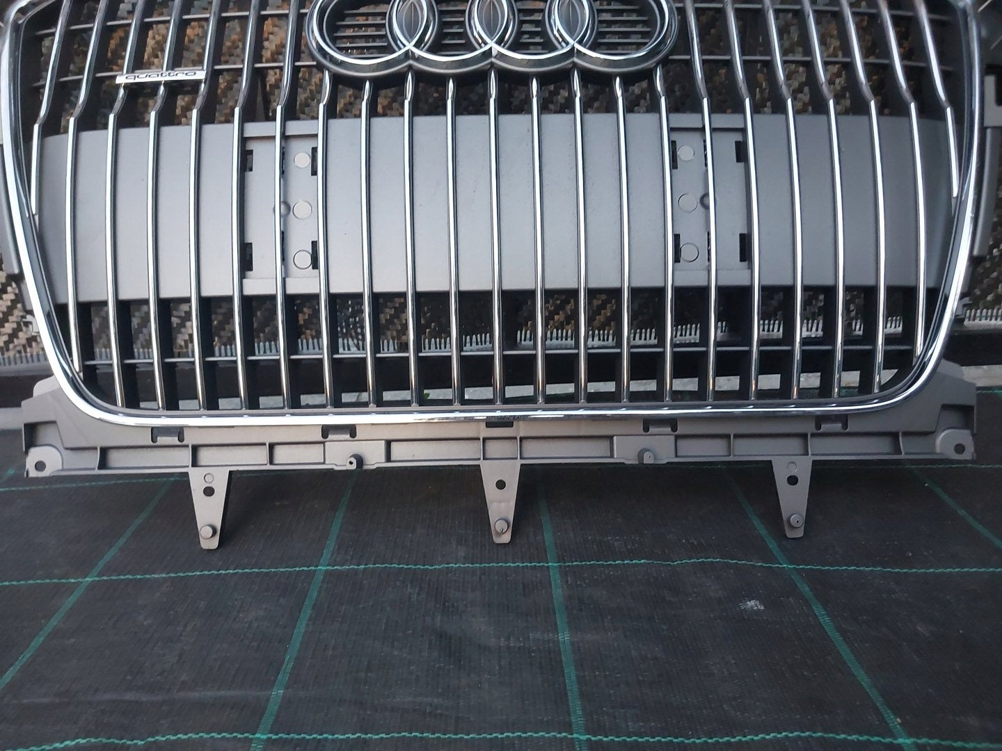 Kühlergrill Audi A4 B8 ALLROAD FRONTGRILL 8K0853651L Kühlergitter