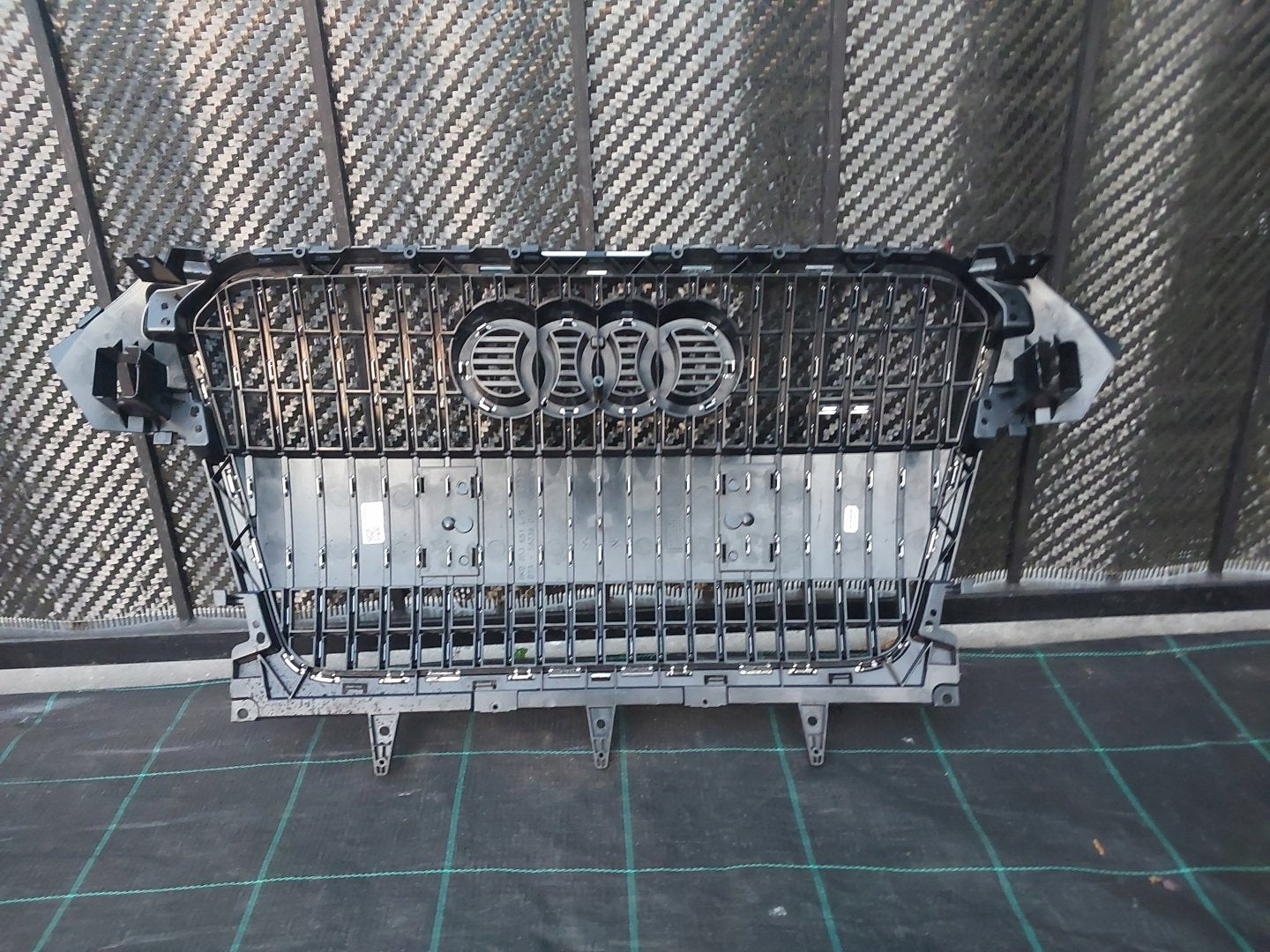 Kühlergrill Audi A4 B8 ALLROAD FRONTGRILL 8K0853651L Kühlergitter