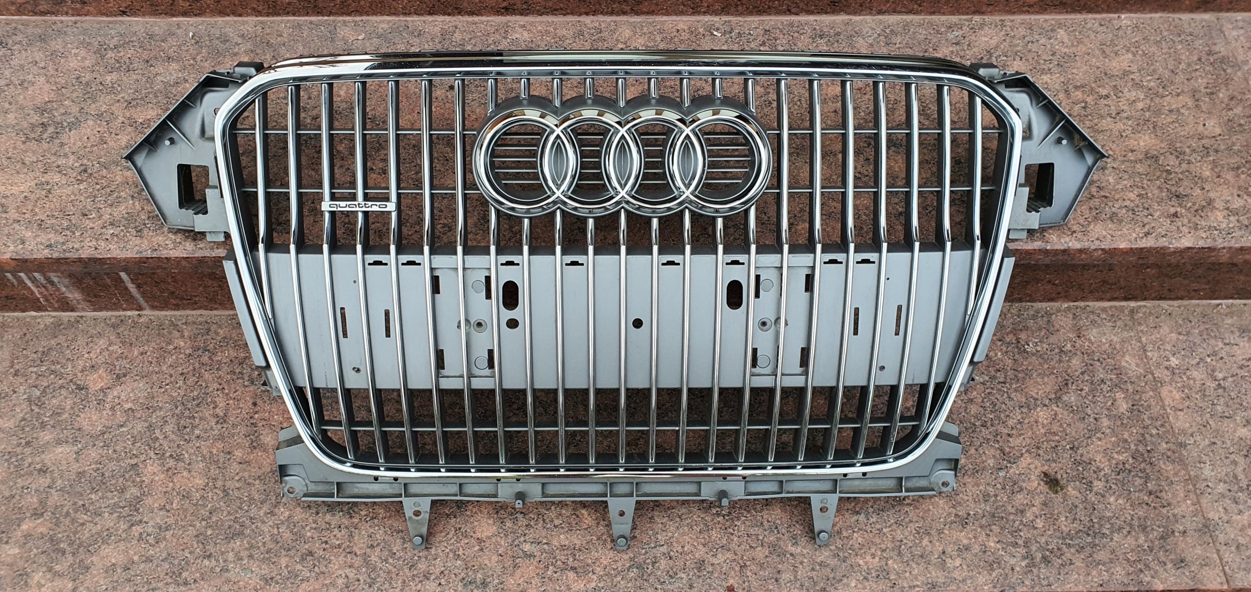  Kühlergrill Audi A4 B8 ALLROAD FRONTGRILL 8K0853651LS Kühlergitter product image