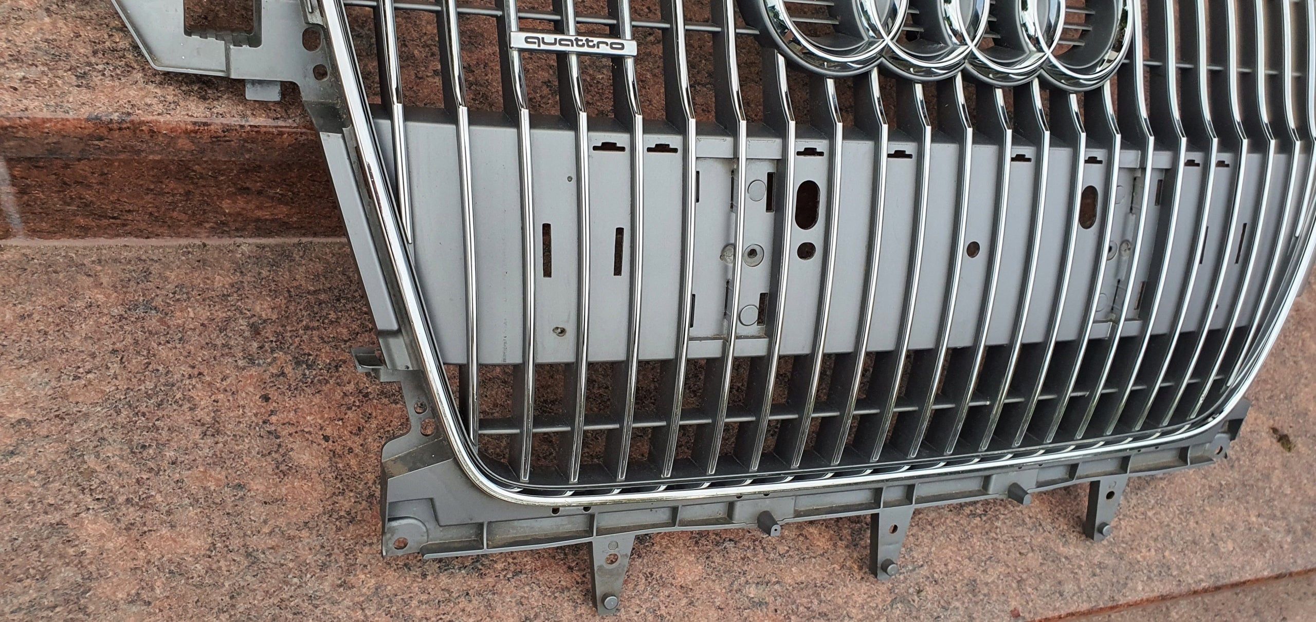 Kühlergrill Audi A4 B8 ALLROAD FRONTGRILL 8K0853651LS Kühlergitter