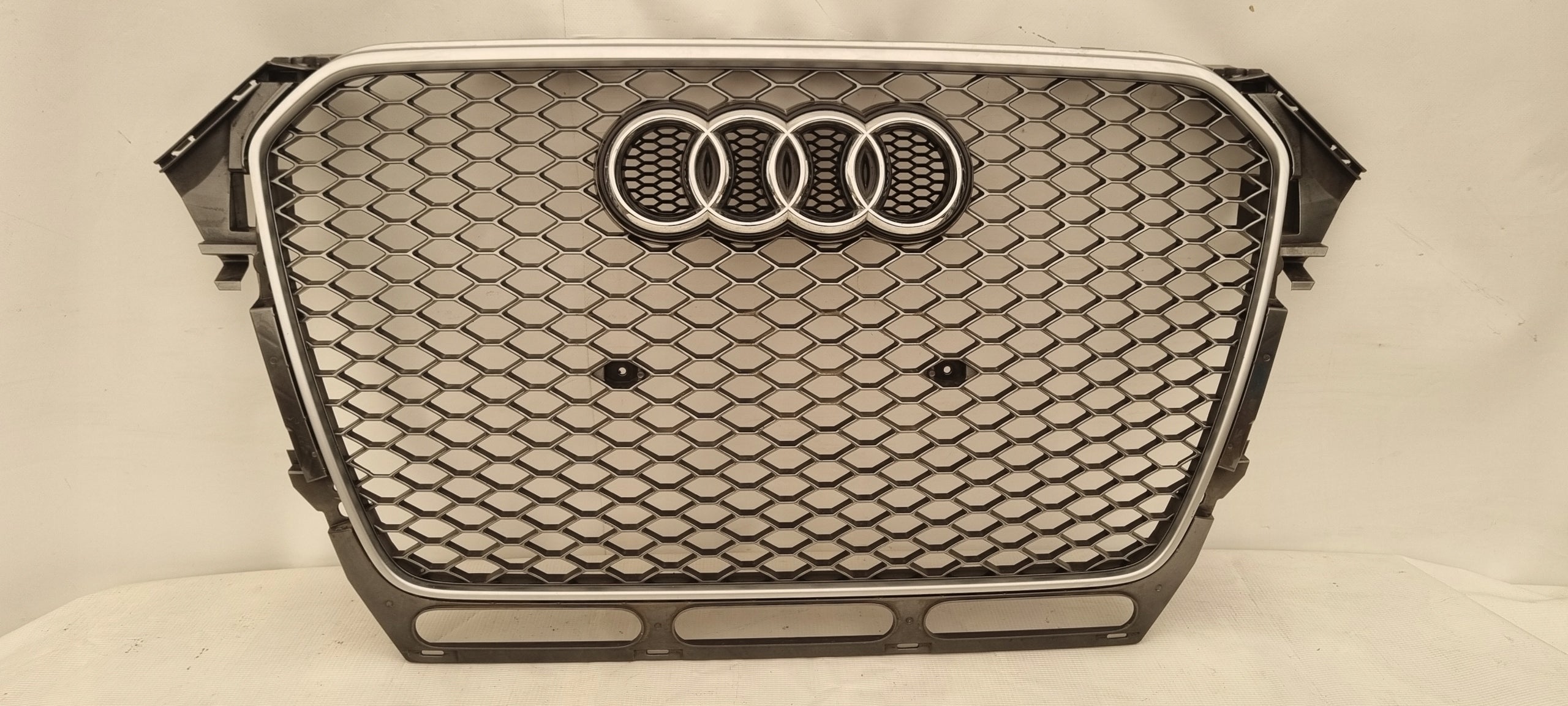 Kühlergrill Audi A4 RS4 FRONTGRILL 8K0853651kr Kühlergitter