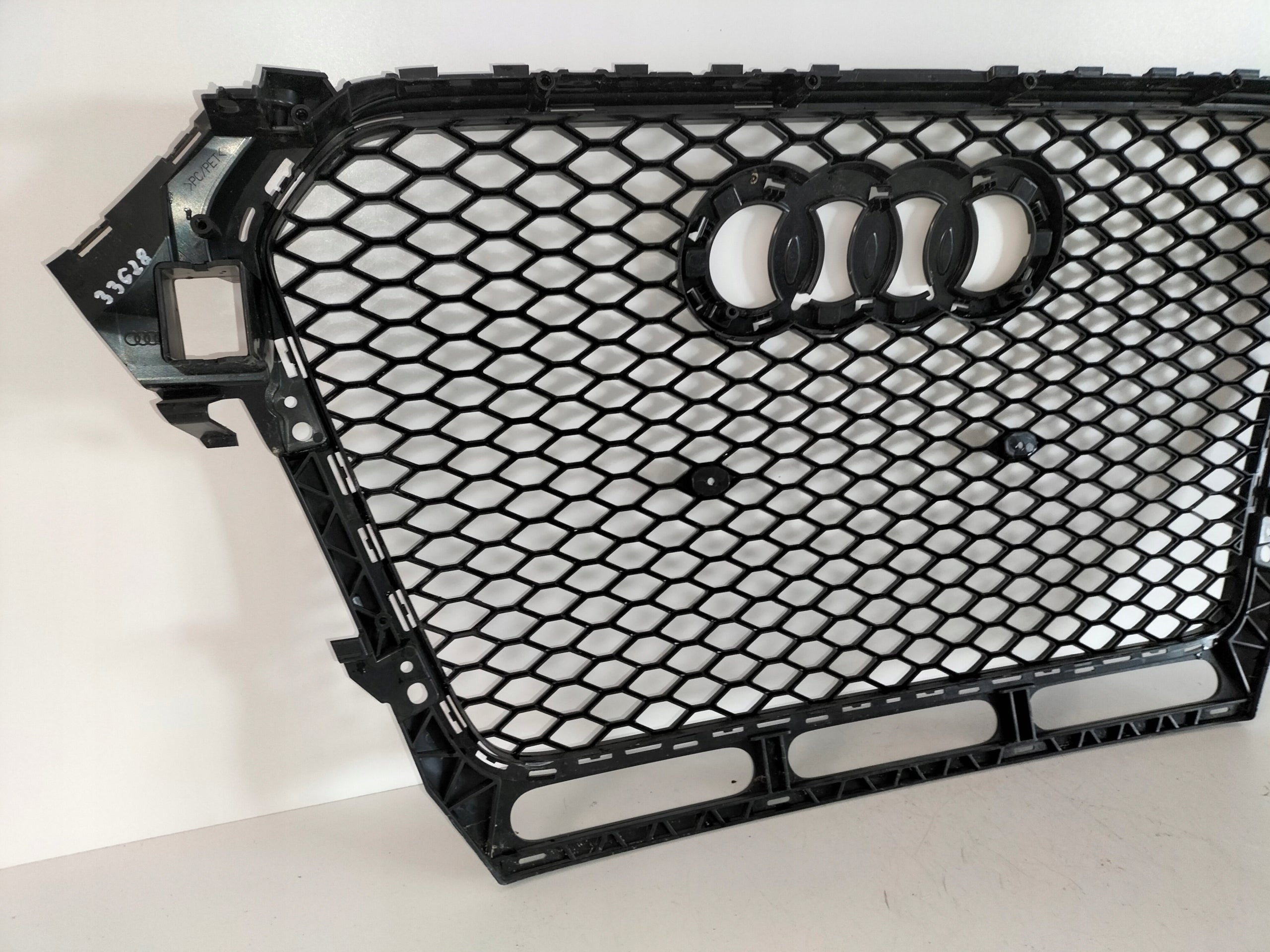 Kühlergrill Audi RS4 A4 FRONTGRILL 8K0853651R8 Kühlergitter