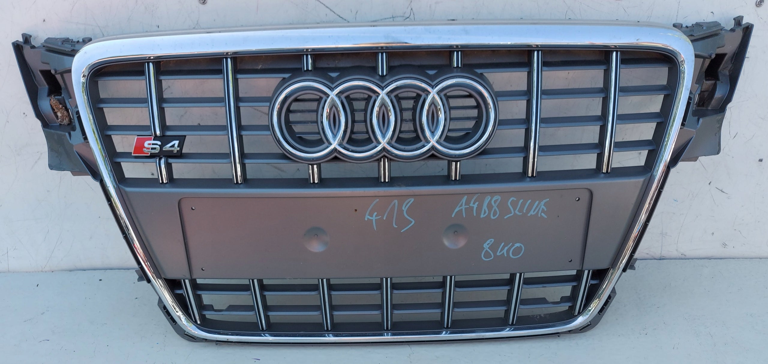 Kühlergrill Audi S4 A4 B8 FRONTGRILL 8k0853651bk Kühlergitter