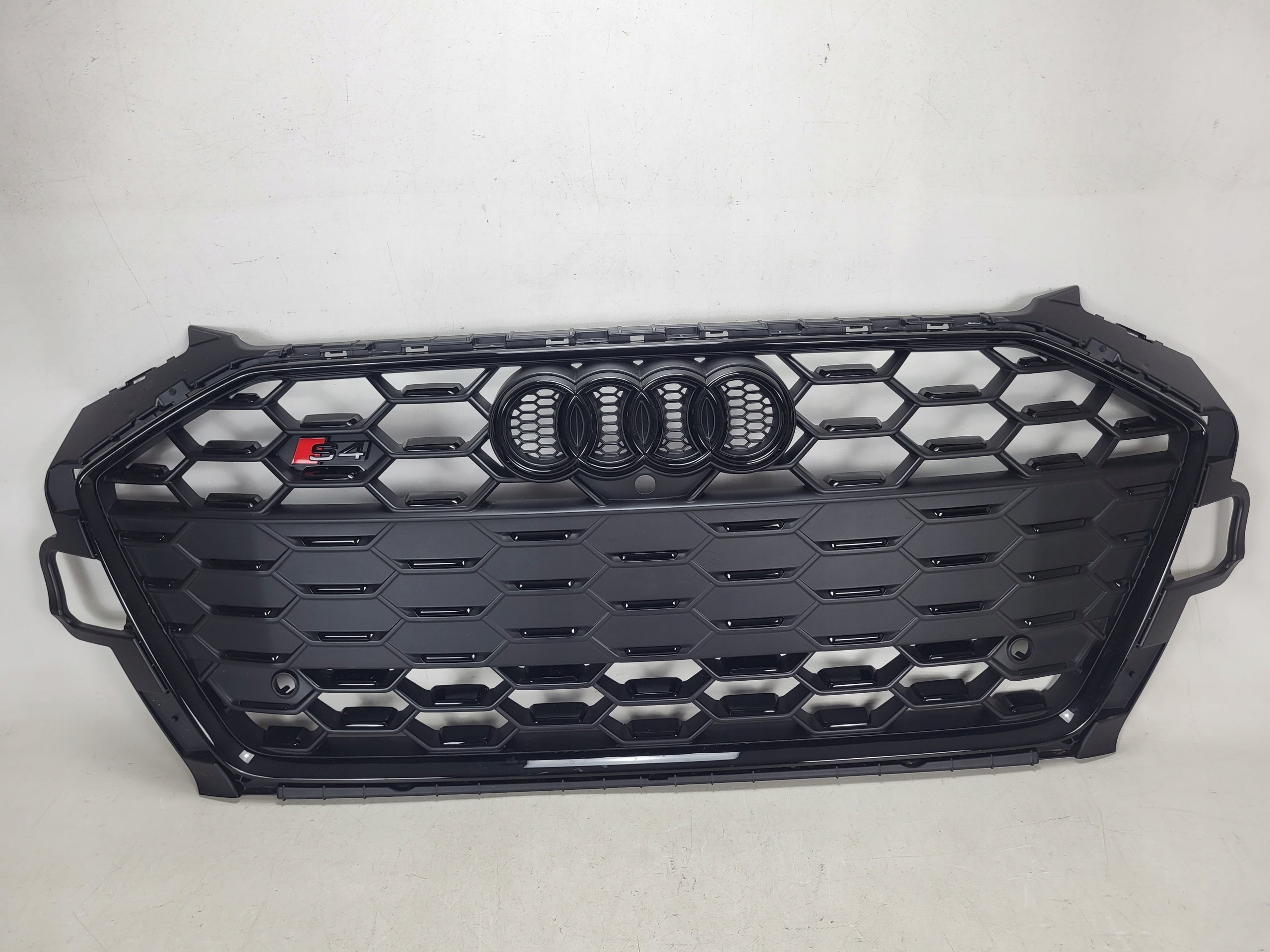 Kühlergrill Audi S4 A4 B9 FRONTGRILL 8W0853651DK Kühlergitter