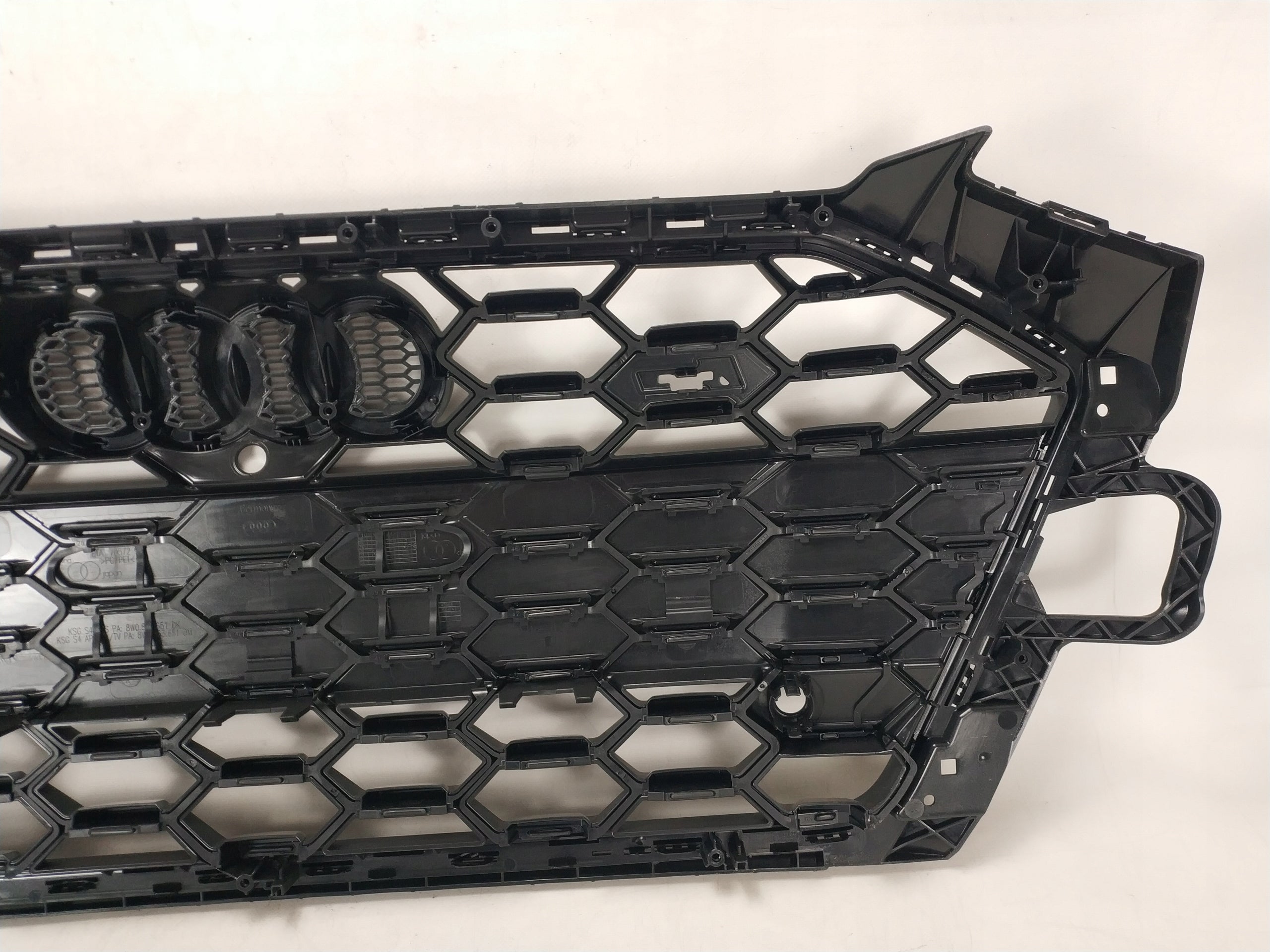 Kühlergrill Audi S4 A4 B9 FRONTGRILL 8W0853651DK Kühlergitter