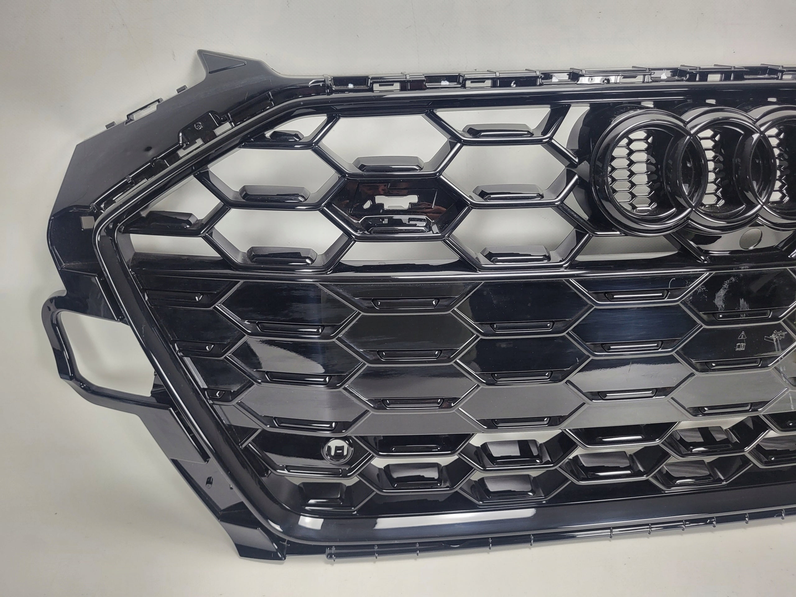 Kühlergrill Audi S4 A4 B9 FRONTGRILL 8W0853651DK Kühlergitter