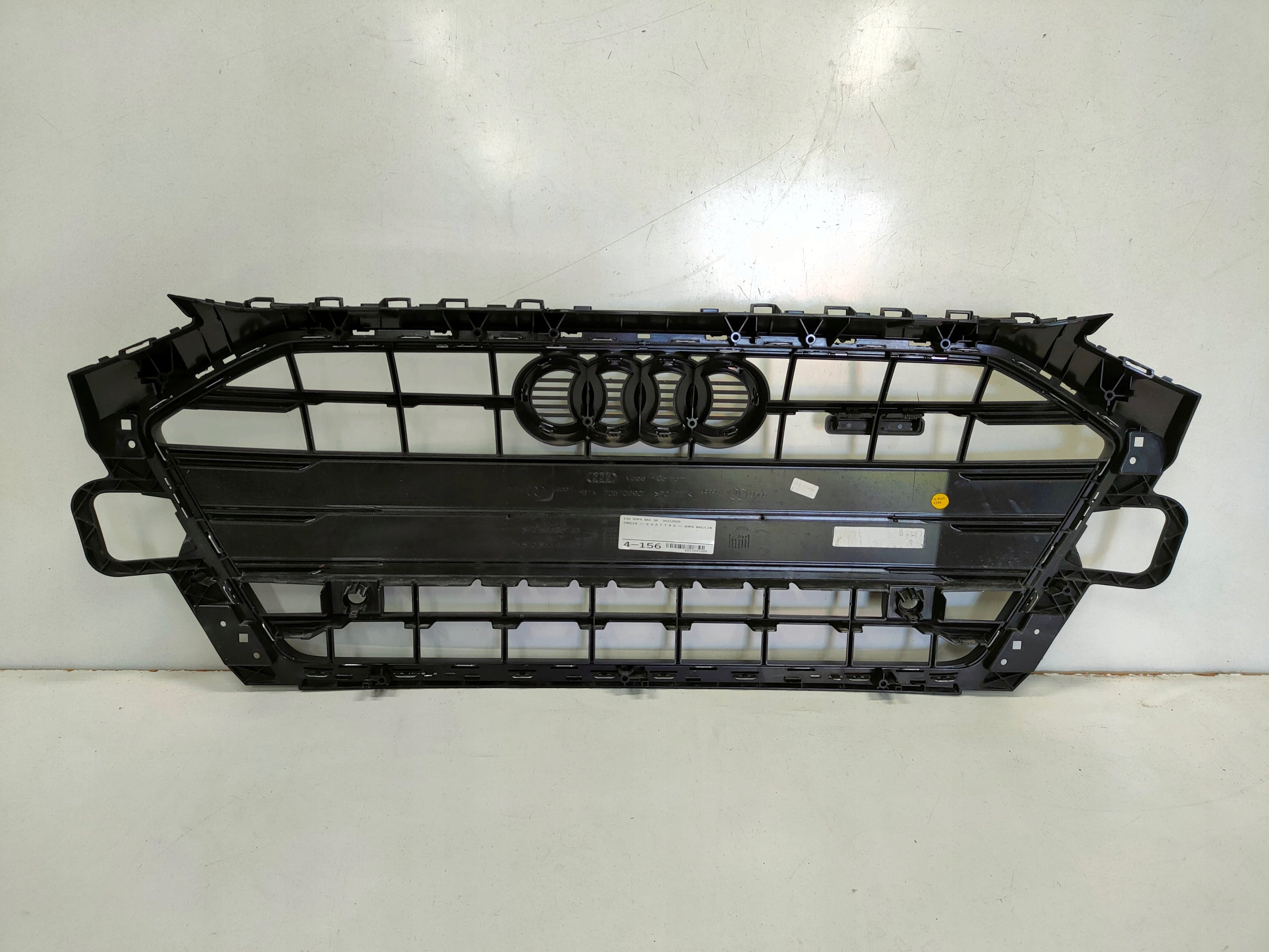 Kühlergrill Audi A4 TT FRONTGRILL 8W0853651DB Kühlergitter