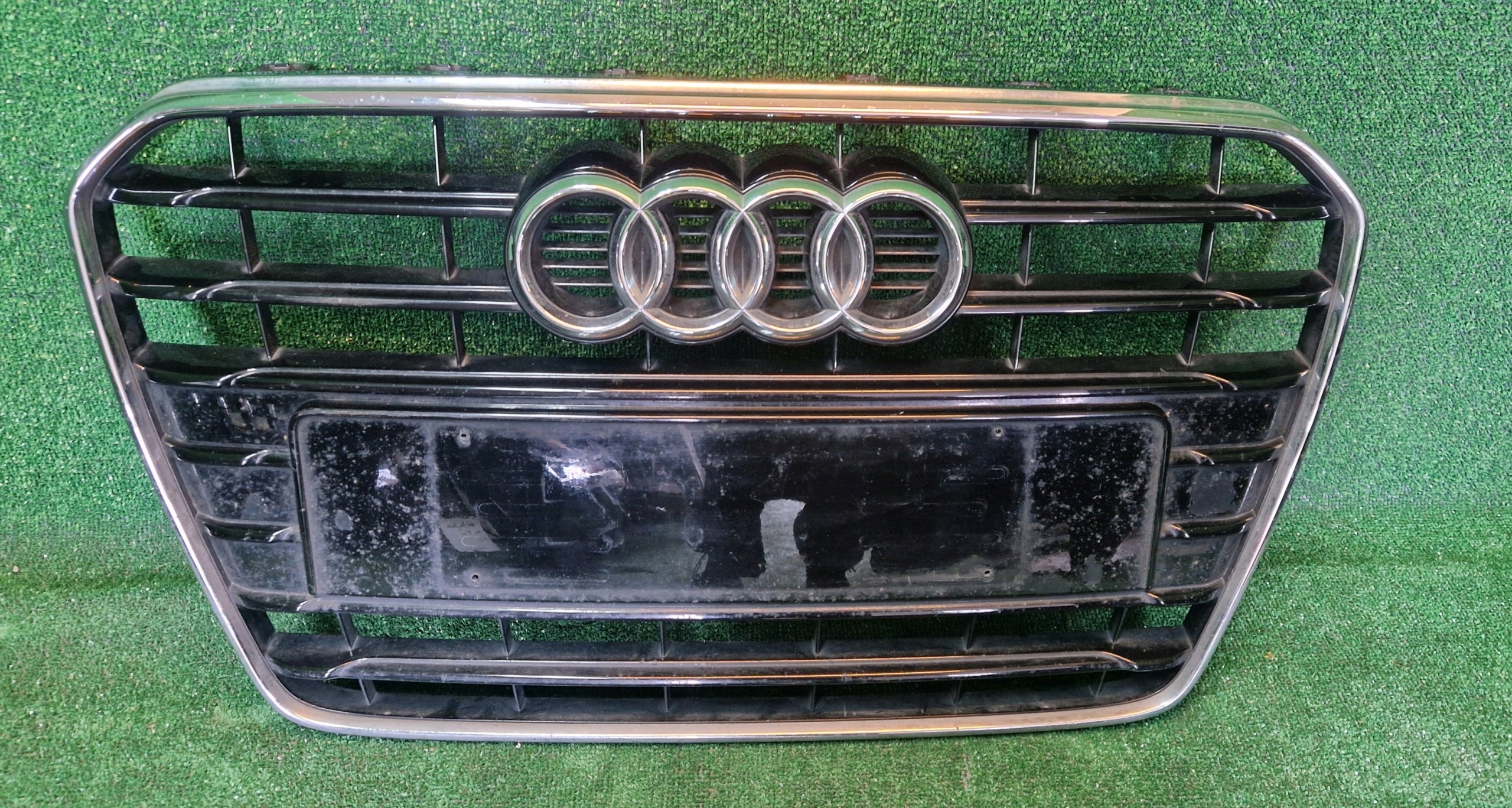  Radiator grille Audi A5 8T FRONT GRILL 8T0853651G Radiator grille  product image