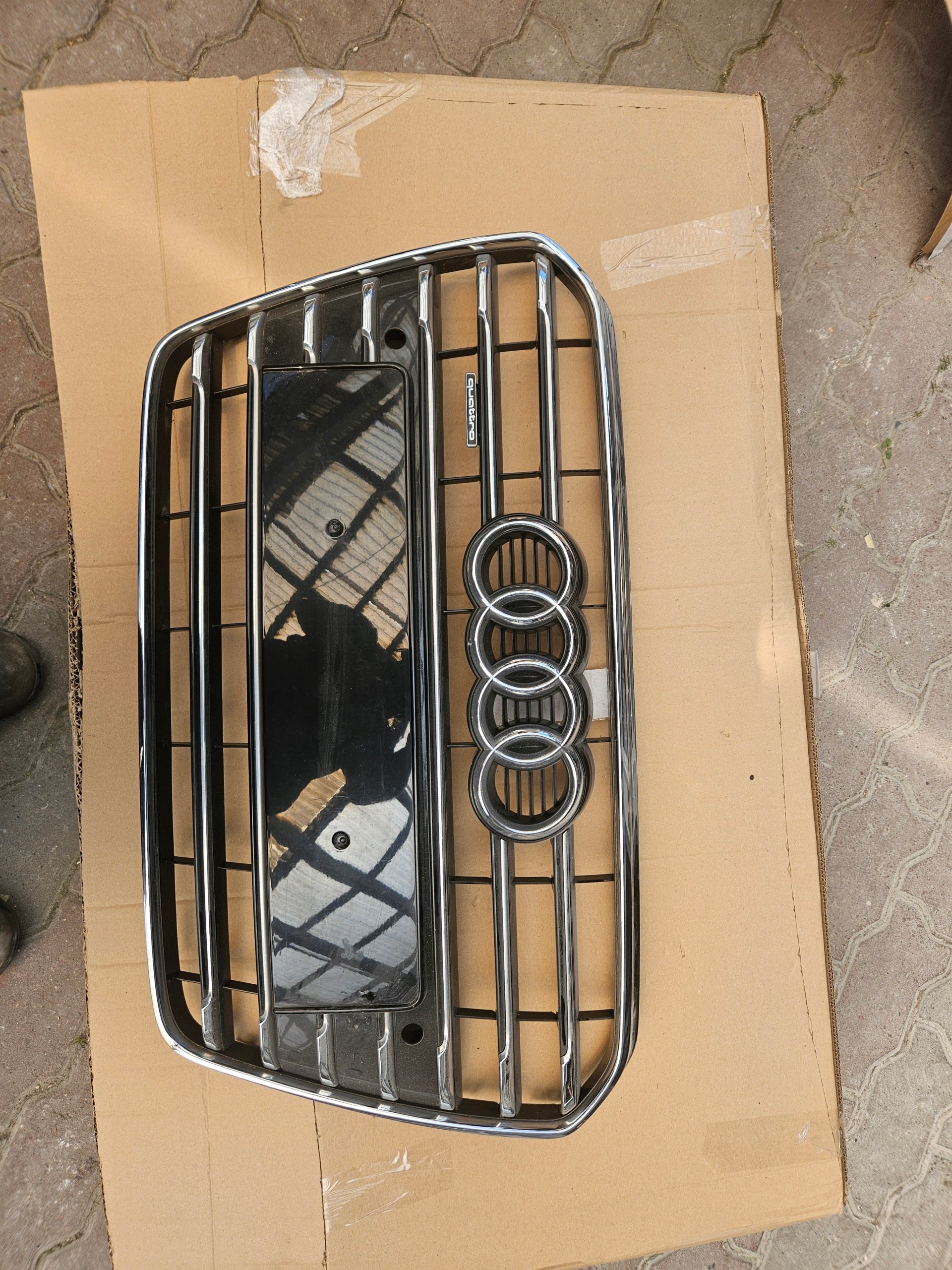 Kühlergrill Audi A5 8T FRONTGRILL 8T0853651T Kühlergitter