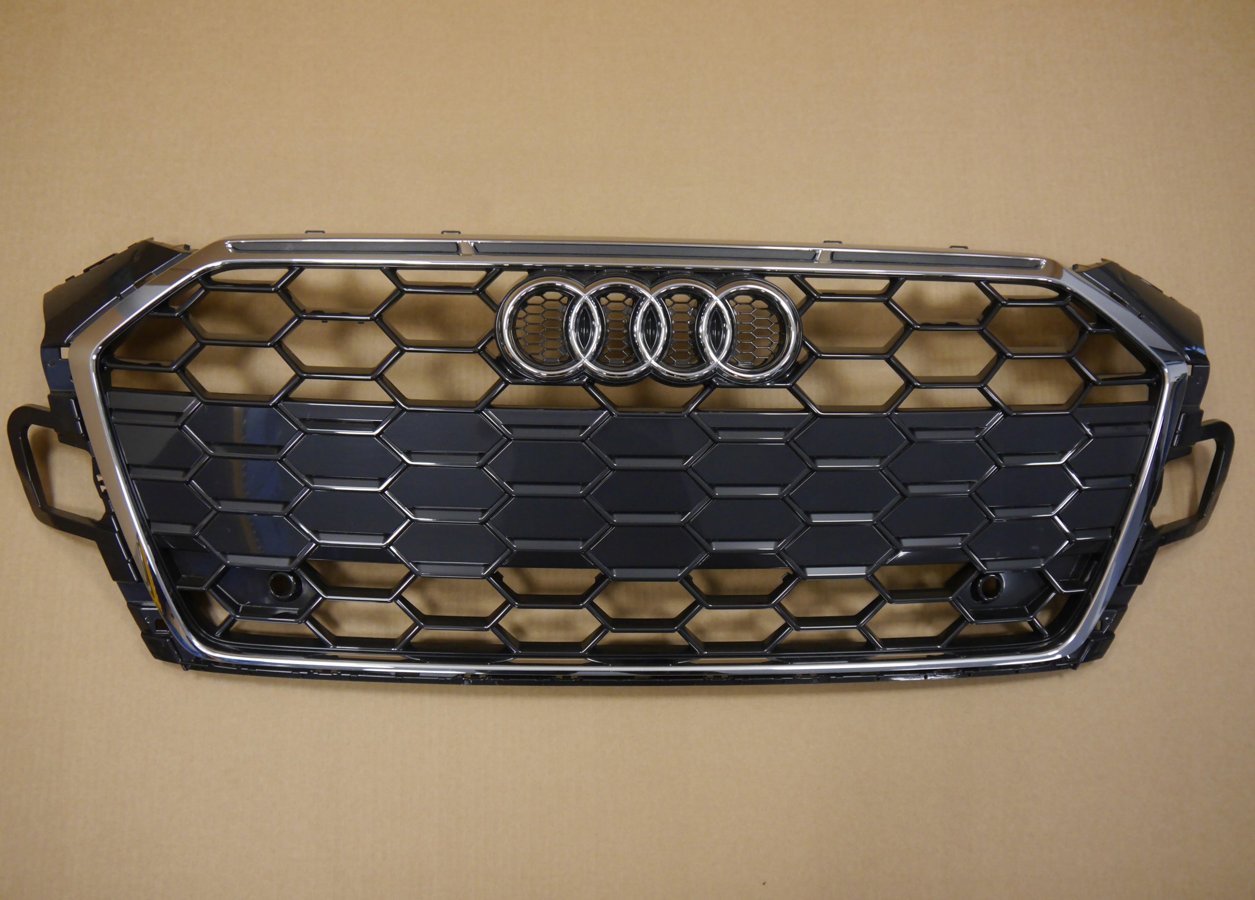 Kühlergrill Audi A5 8W FRONTGRILL 8W6853651BL Kühlergitter