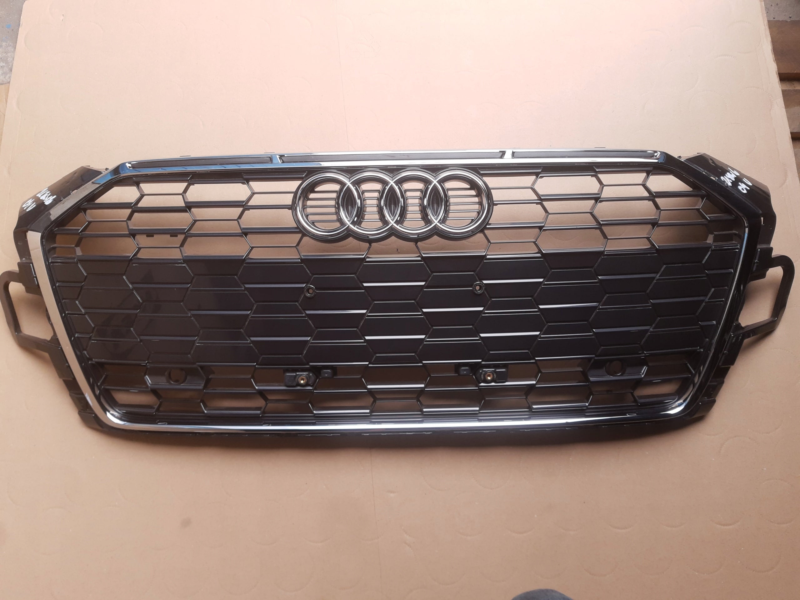  Kühlergrill Audi A5 FRONTGRILL 8W6853651BL Kühlergitter product image