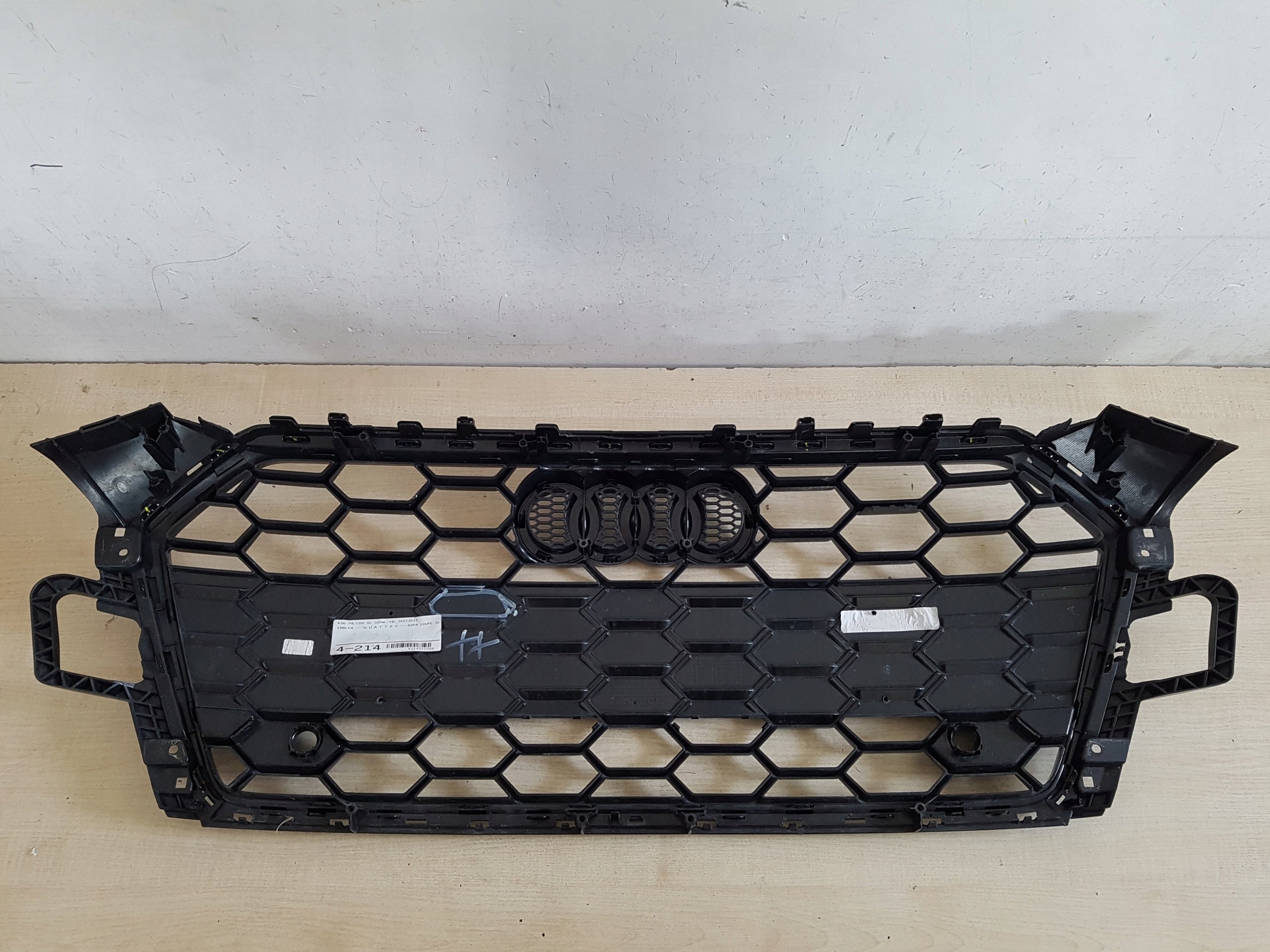 Kühlergrill Audi A5 F5 FRONTGRILL 8W6853651BL Kühlergitter