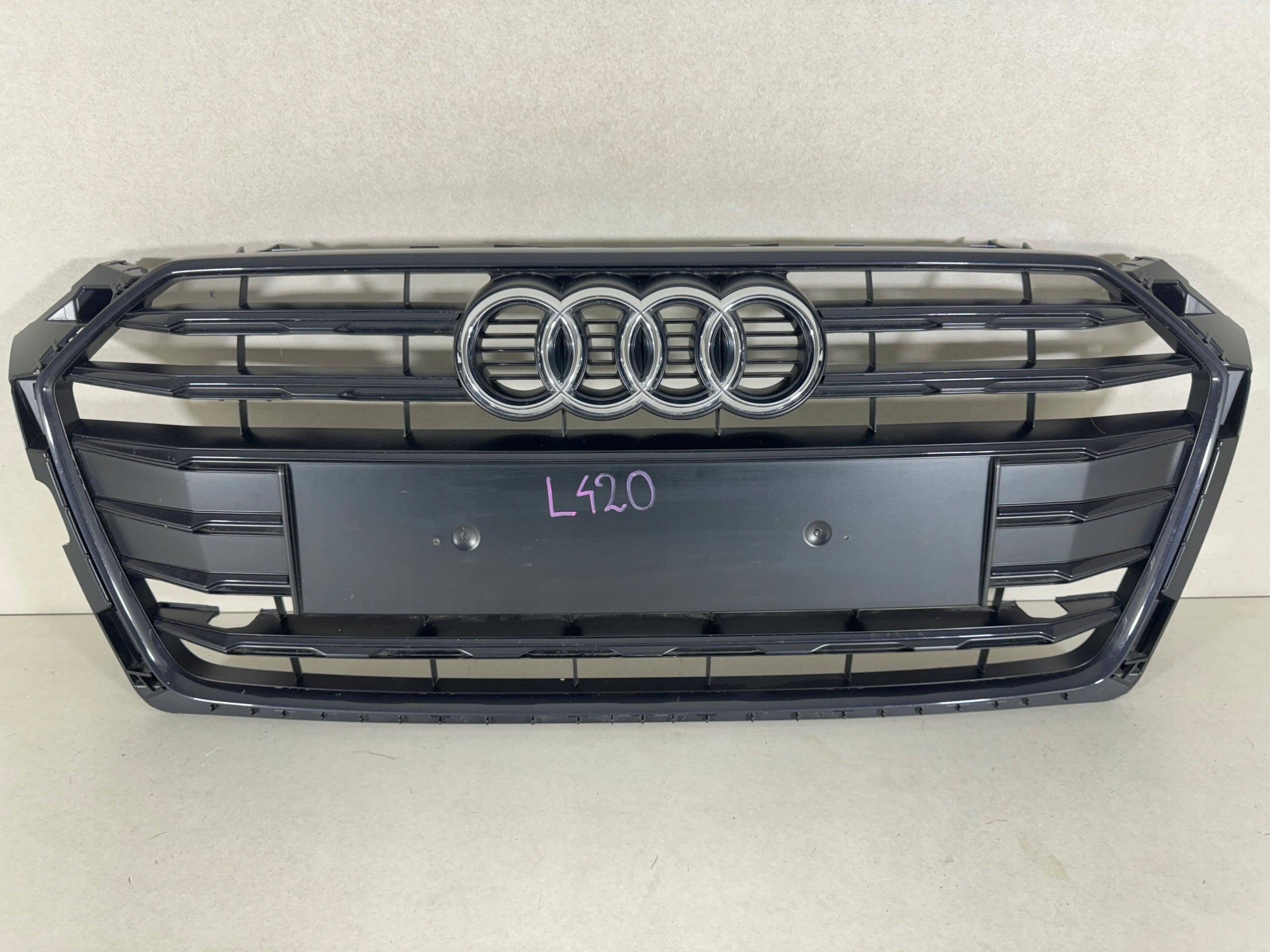  Kühlergrill Audi A5 F5 8W FRONTGRILL 8W6853651R8 Kühlergitter product image