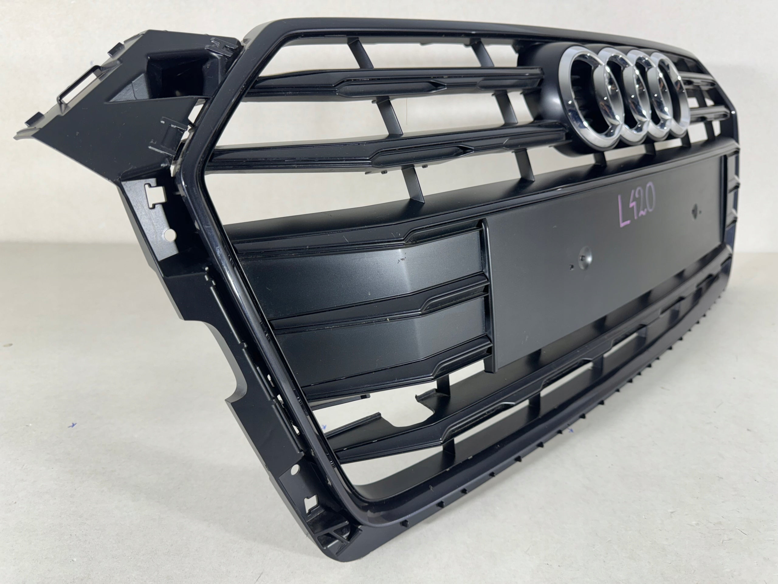 Kühlergrill Audi A5 F5 8W FRONTGRILL 8W6853651R8 Kühlergitter