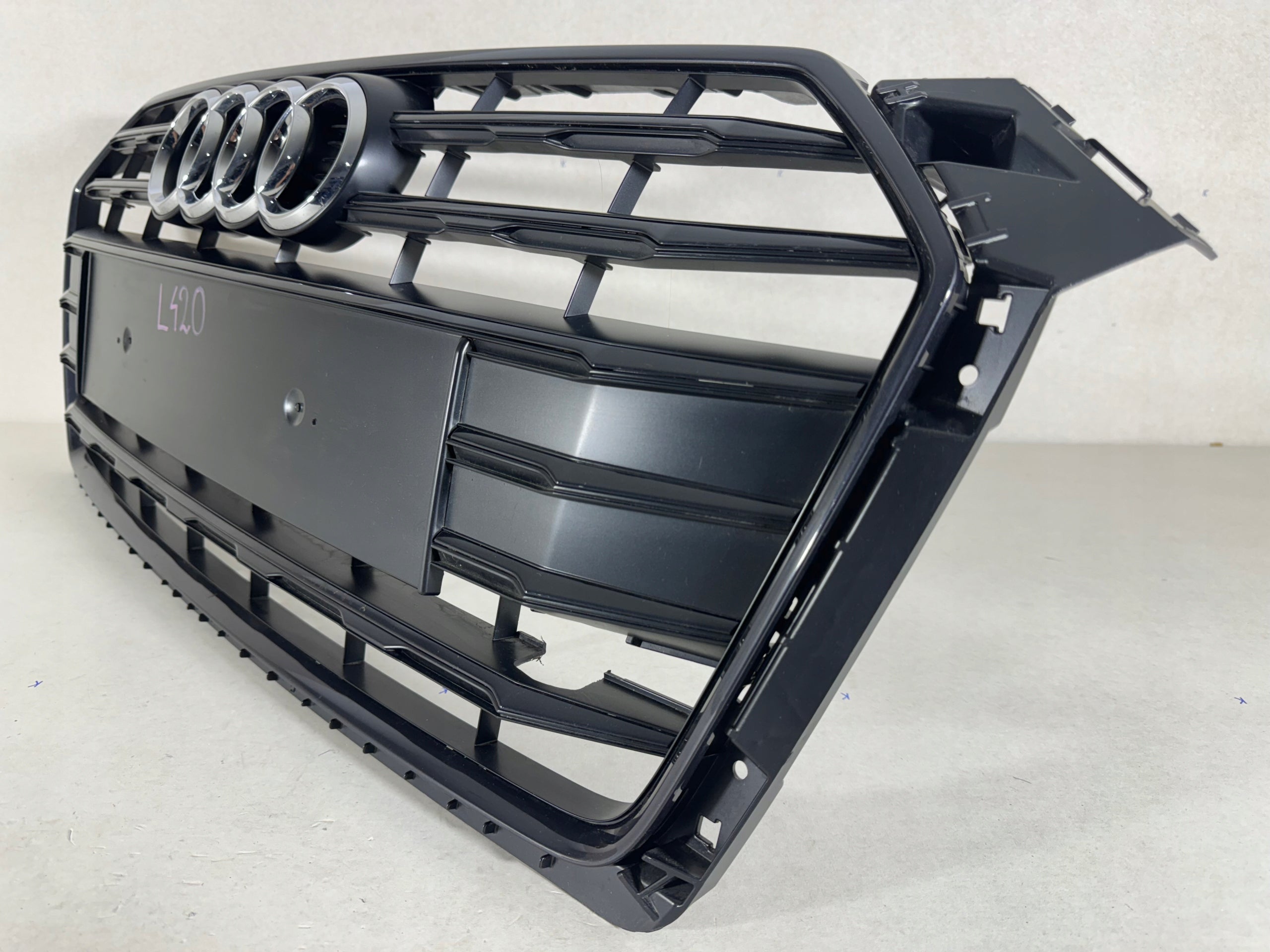 Kühlergrill Audi A5 F5 8W FRONTGRILL 8W6853651R8 Kühlergitter