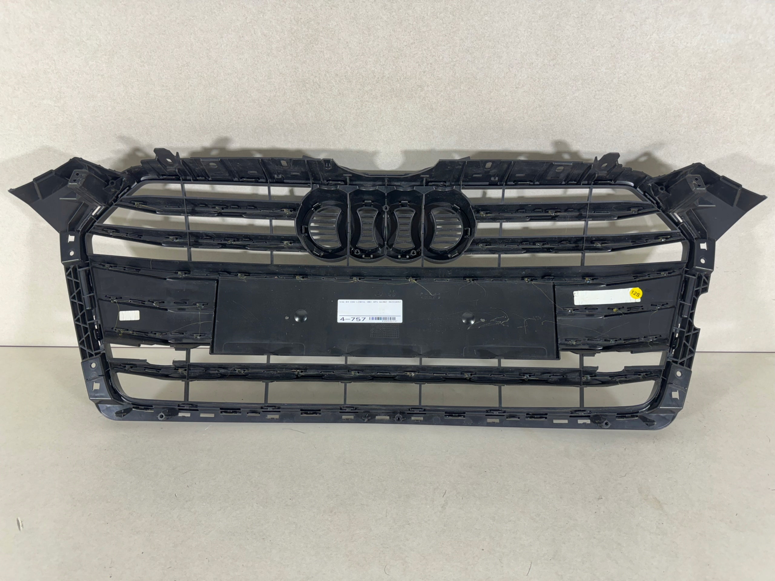 Kühlergrill Audi A5 F5 8W FRONTGRILL 8W6853651R8 Kühlergitter