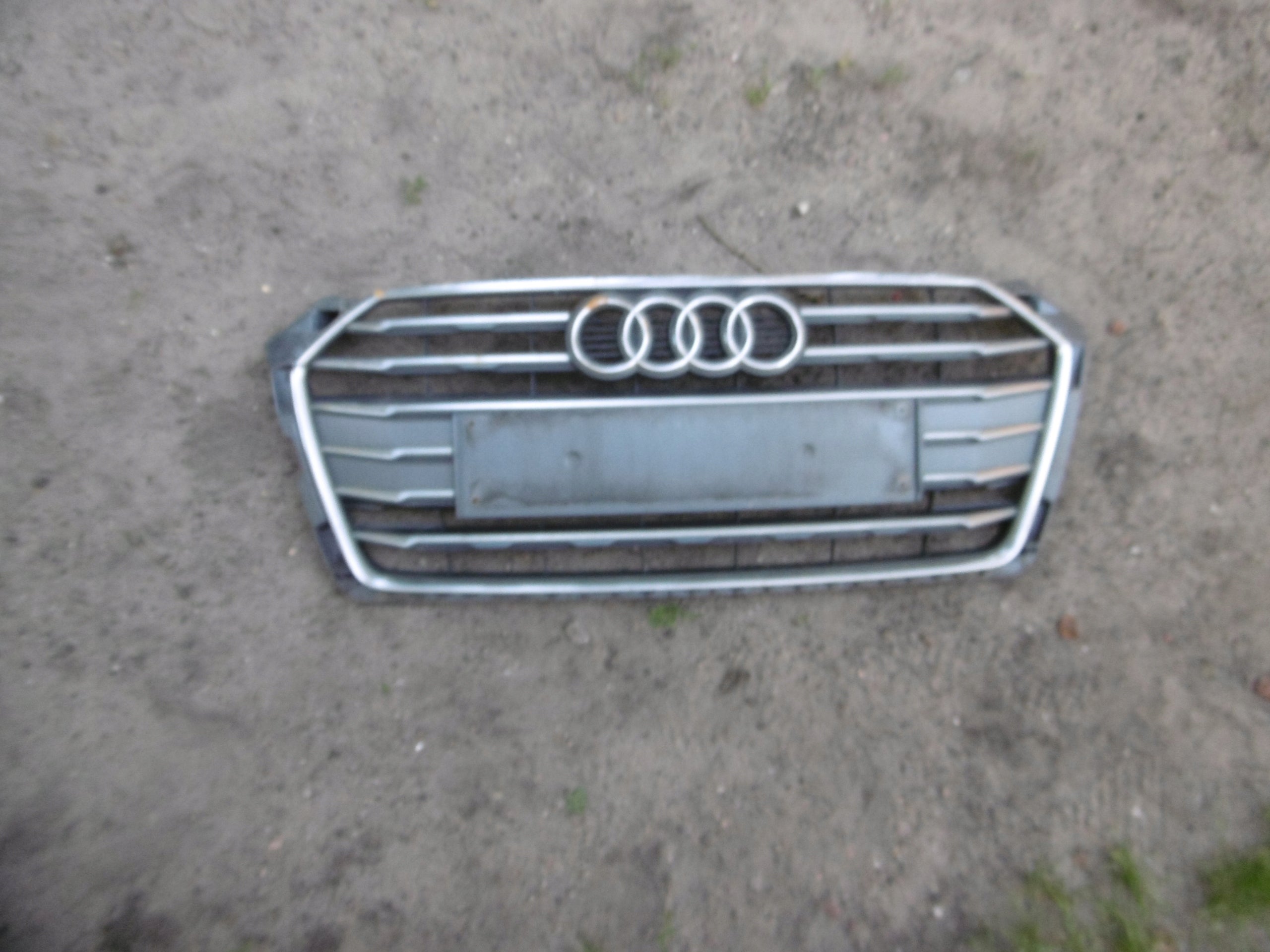 Kühlergrill Audi A5 F5 FRONTGRILL 8W6853651R8 Kühlergitter