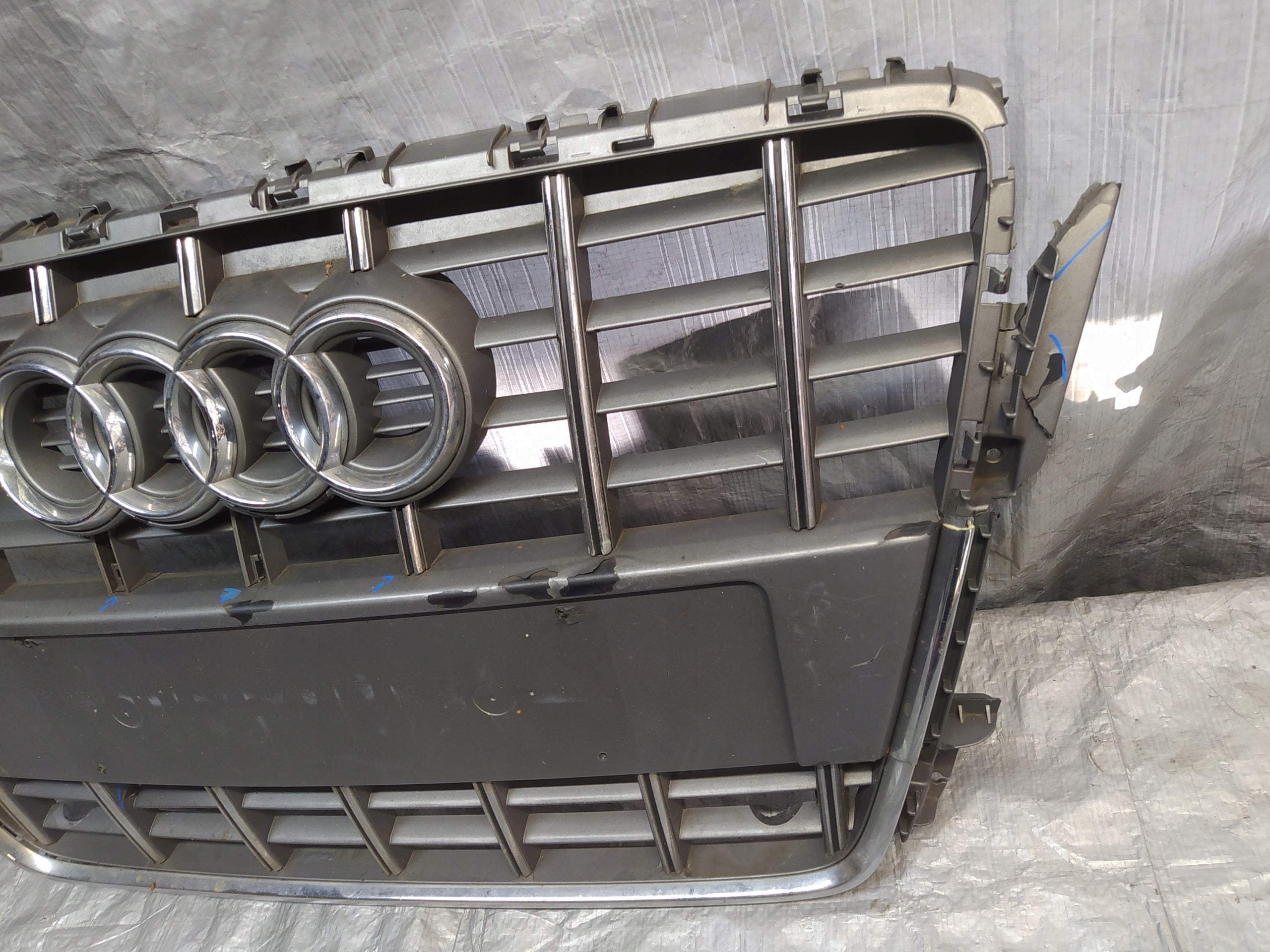 Kühlergrill Audi A5 8T FRONTGRILL 8T0853651C8 Kühlergitter