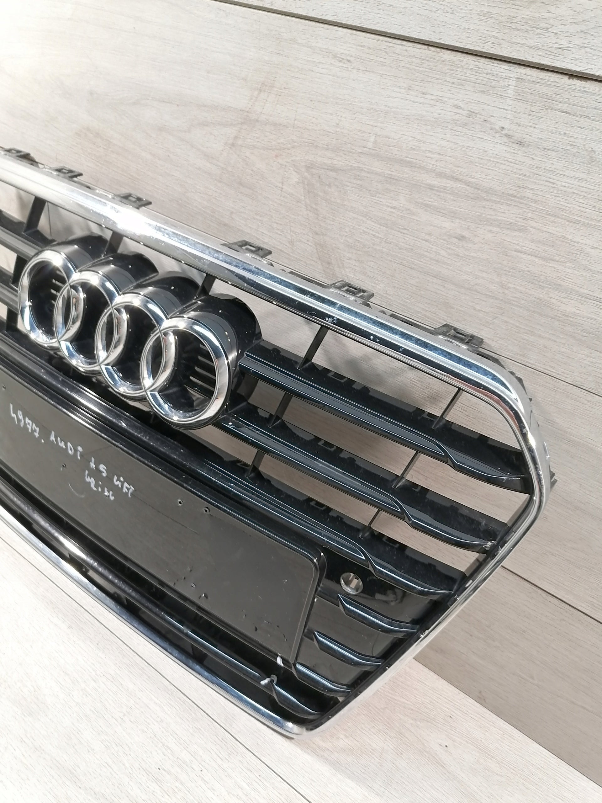 Kühlergrill Audi A5 FRONTGRILL 8T0853651G Kühlergitter