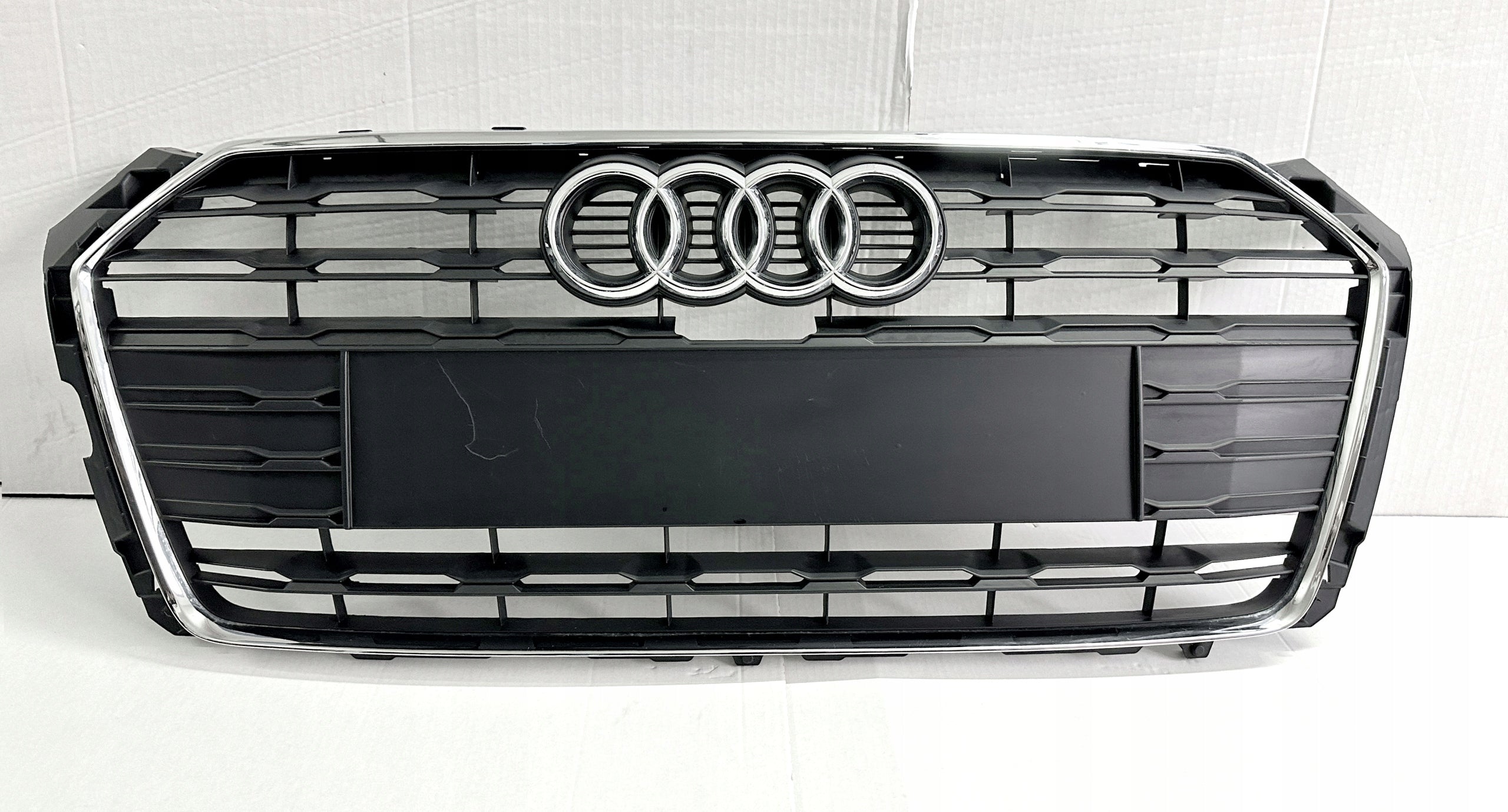 Kühlergrill Audi A5 FRONTGRILL 8W6807103 Kühlergitter