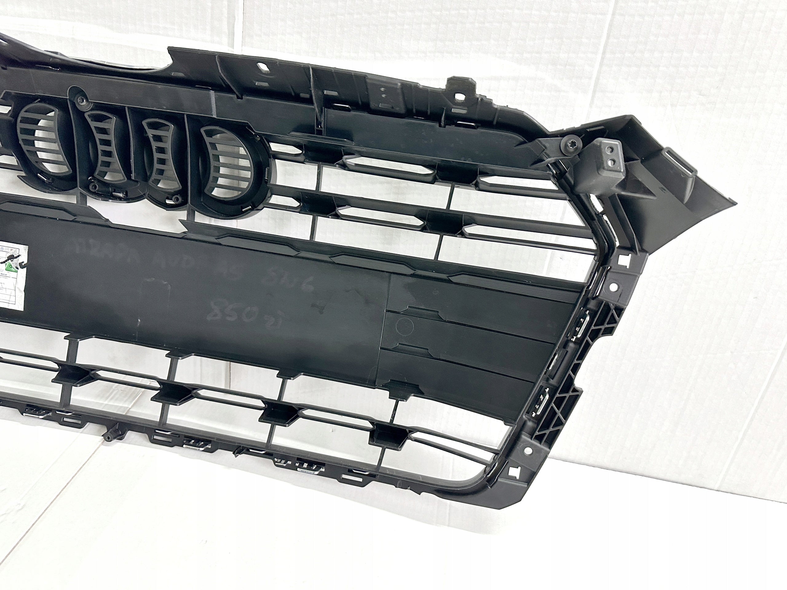 Kühlergrill Audi A5 FRONTGRILL 8W6807103 Kühlergitter