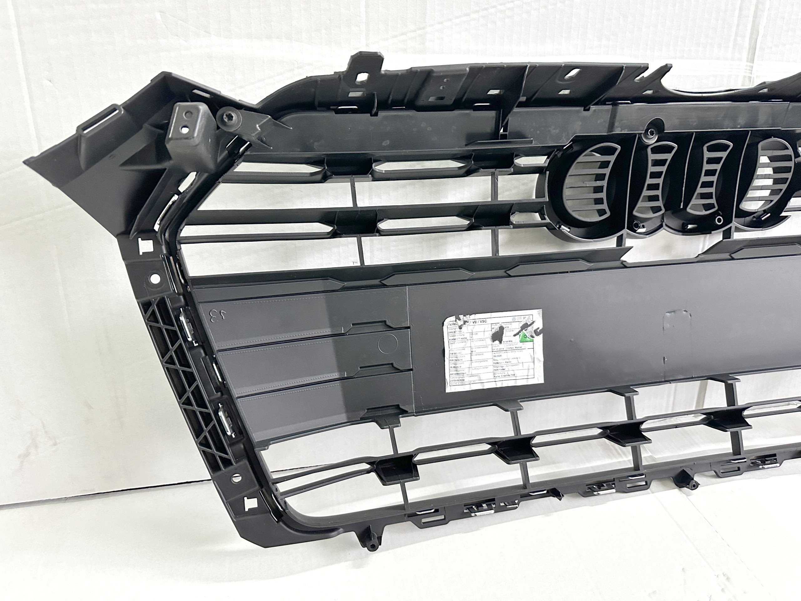 Kühlergrill Audi A5 FRONTGRILL 8W6807103 Kühlergitter