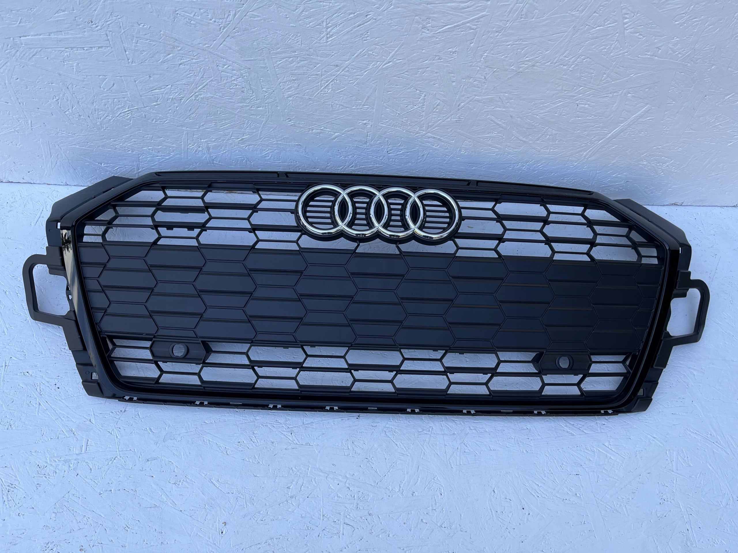  Kühlergrill Audi A5 8W6 FRONTGRILL 8W6853651BG Kühlergitter product image