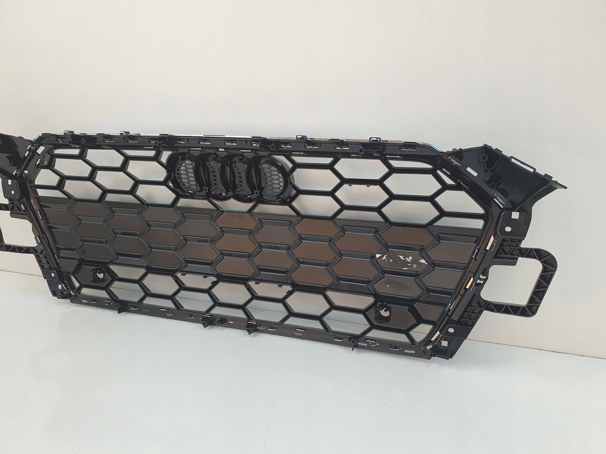 Kühlergrill Audi A5 FRONTGRILL 8W6853651BL Kühlergitter