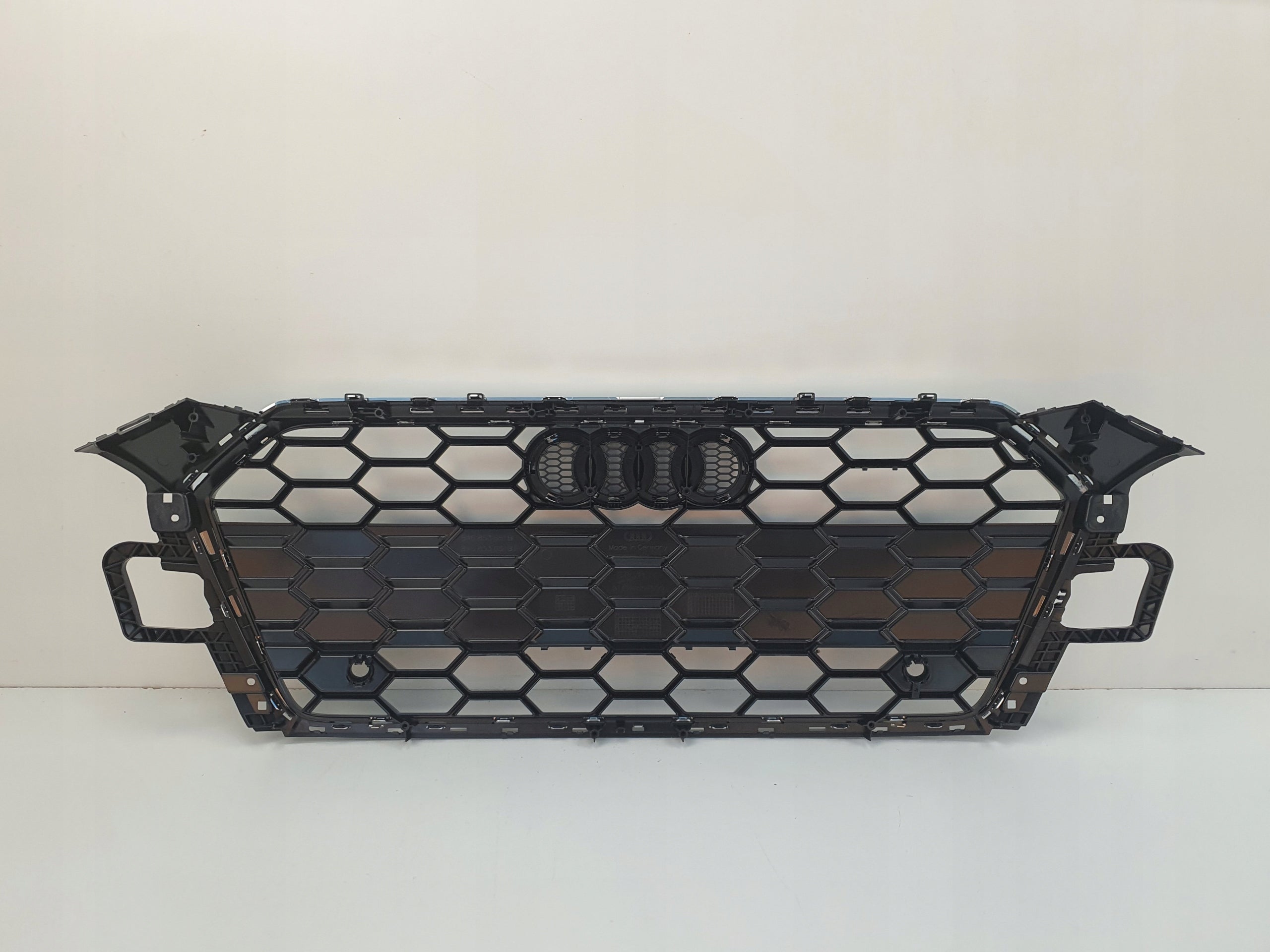 Kühlergrill Audi A5 FRONTGRILL 8W6853651BL Kühlergitter