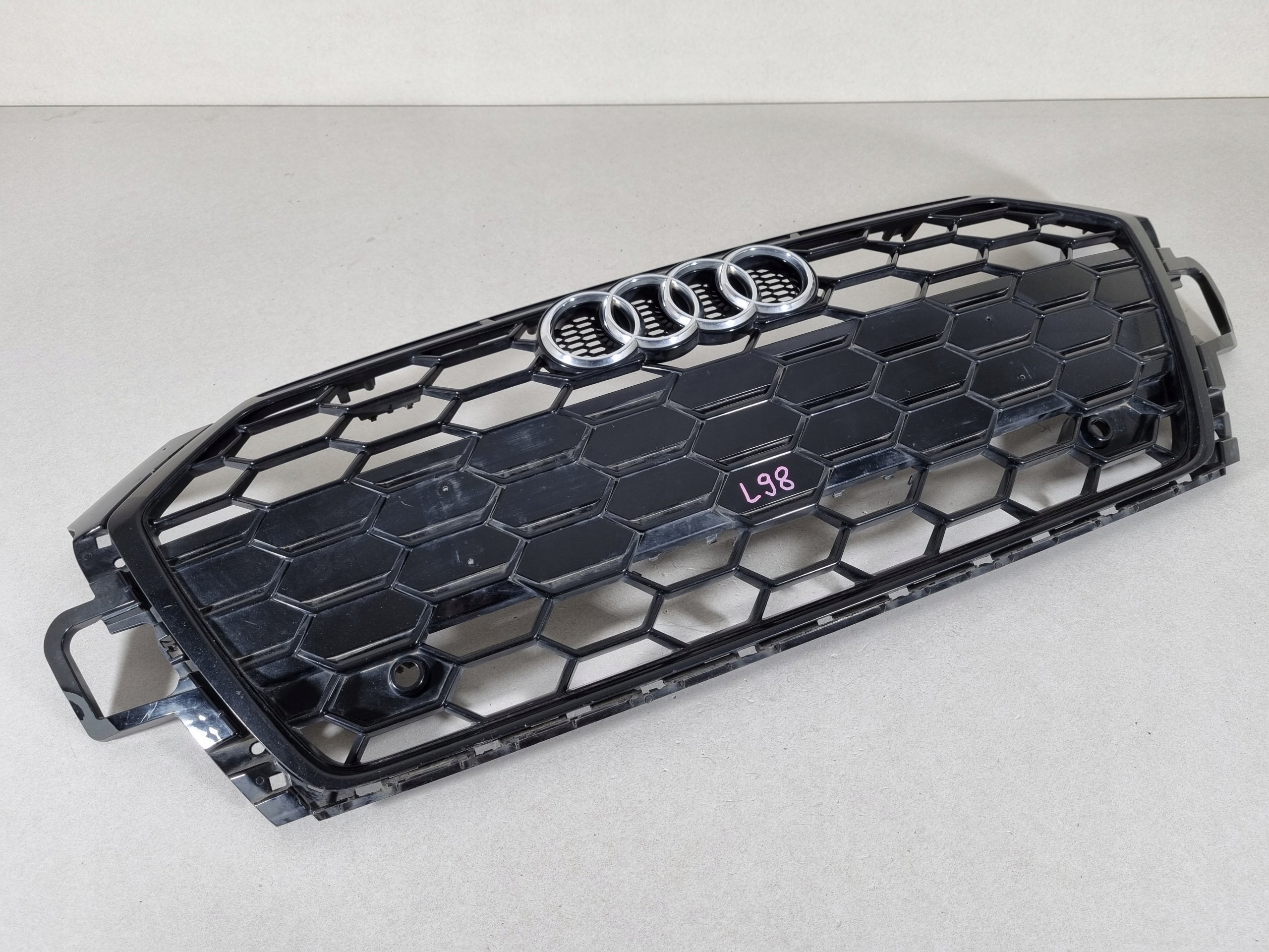 Kühlergrill Audi A5 8W6 FRONTGRILL 8W6853651BL Kühlergitter