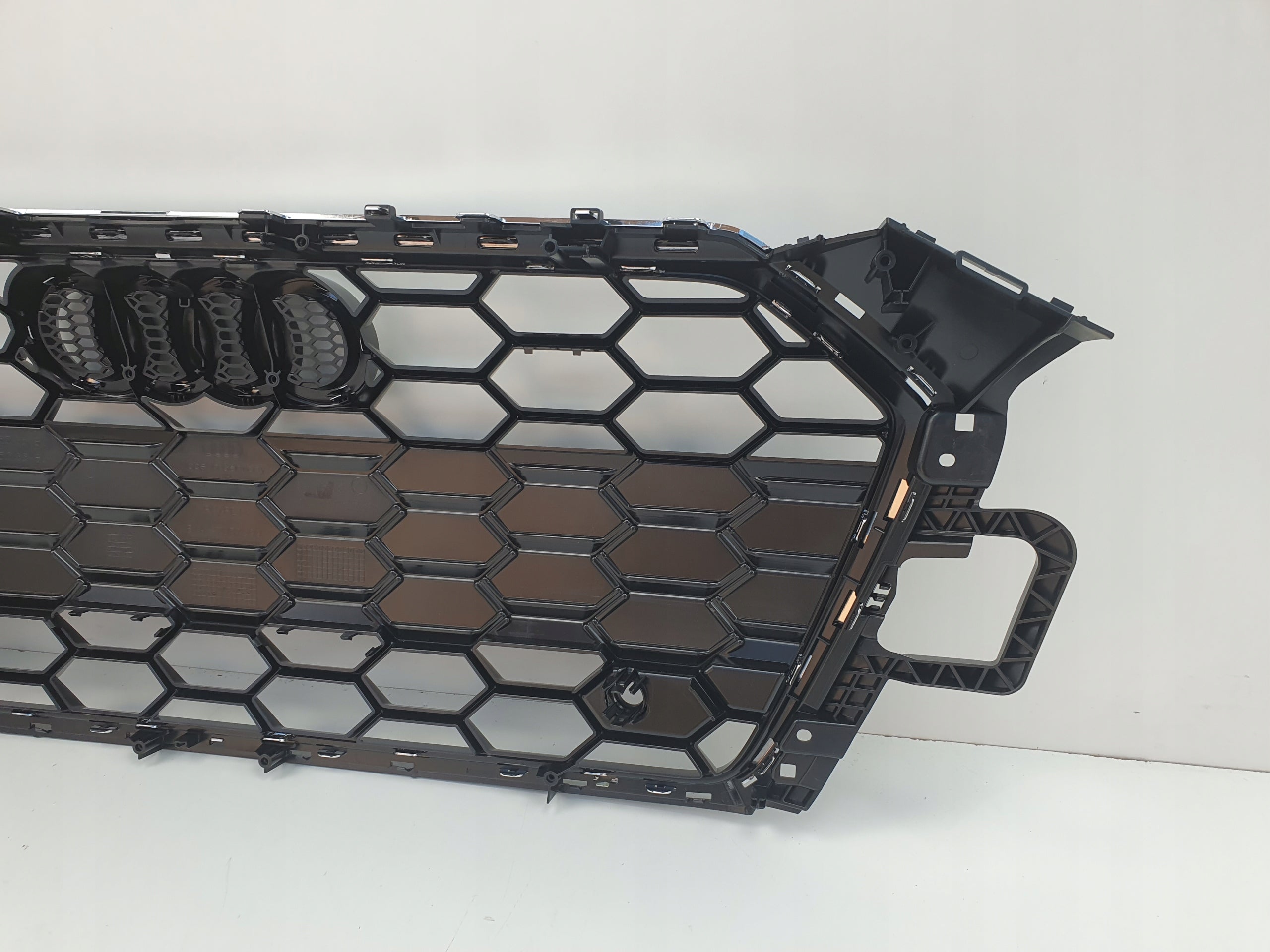 Kühlergrill Audi A5 FRONTGRILL 8W6853651BL Kühlergitter