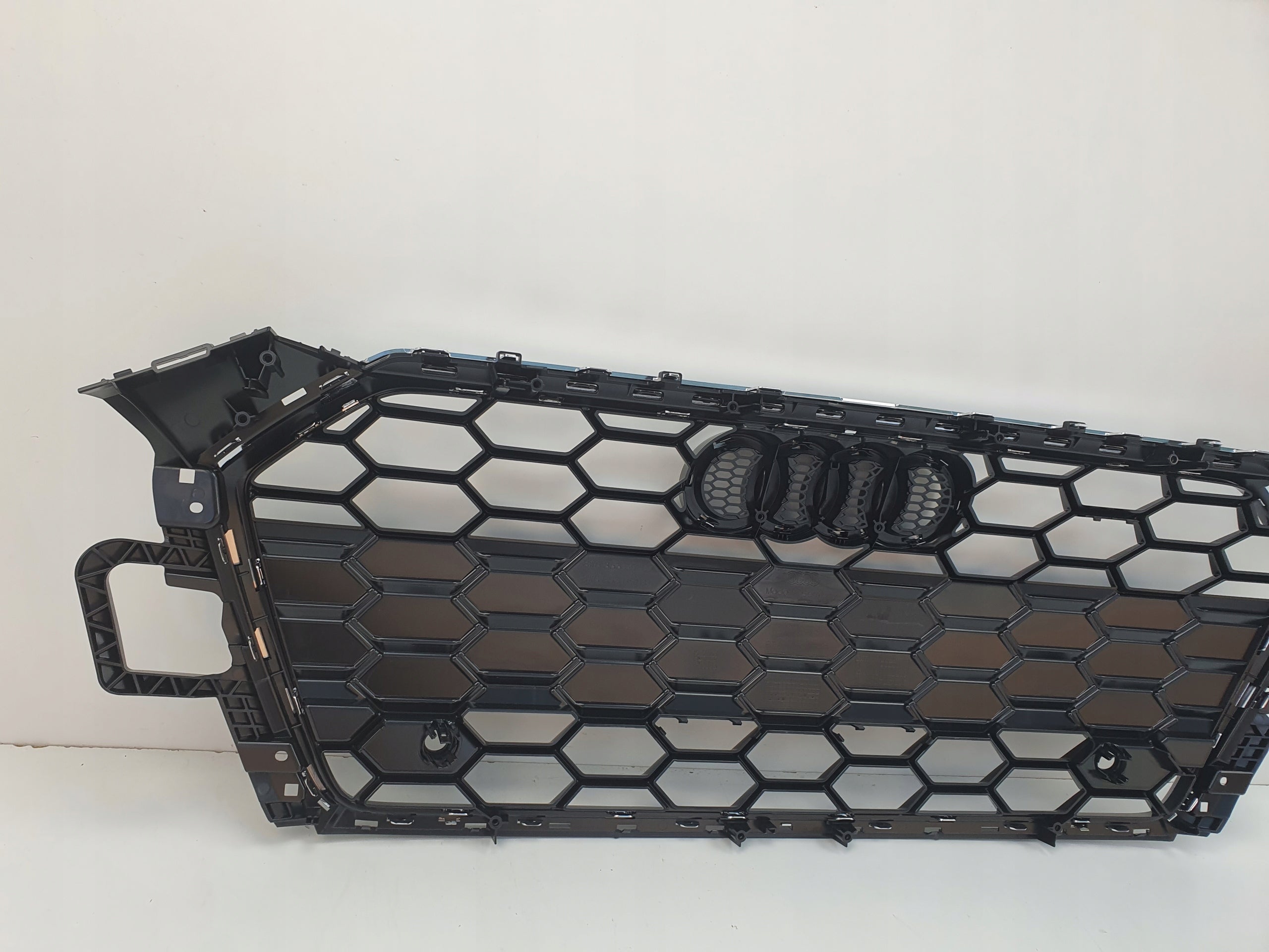 Kühlergrill Audi A5 FRONTGRILL 8W6853651BL Kühlergitter