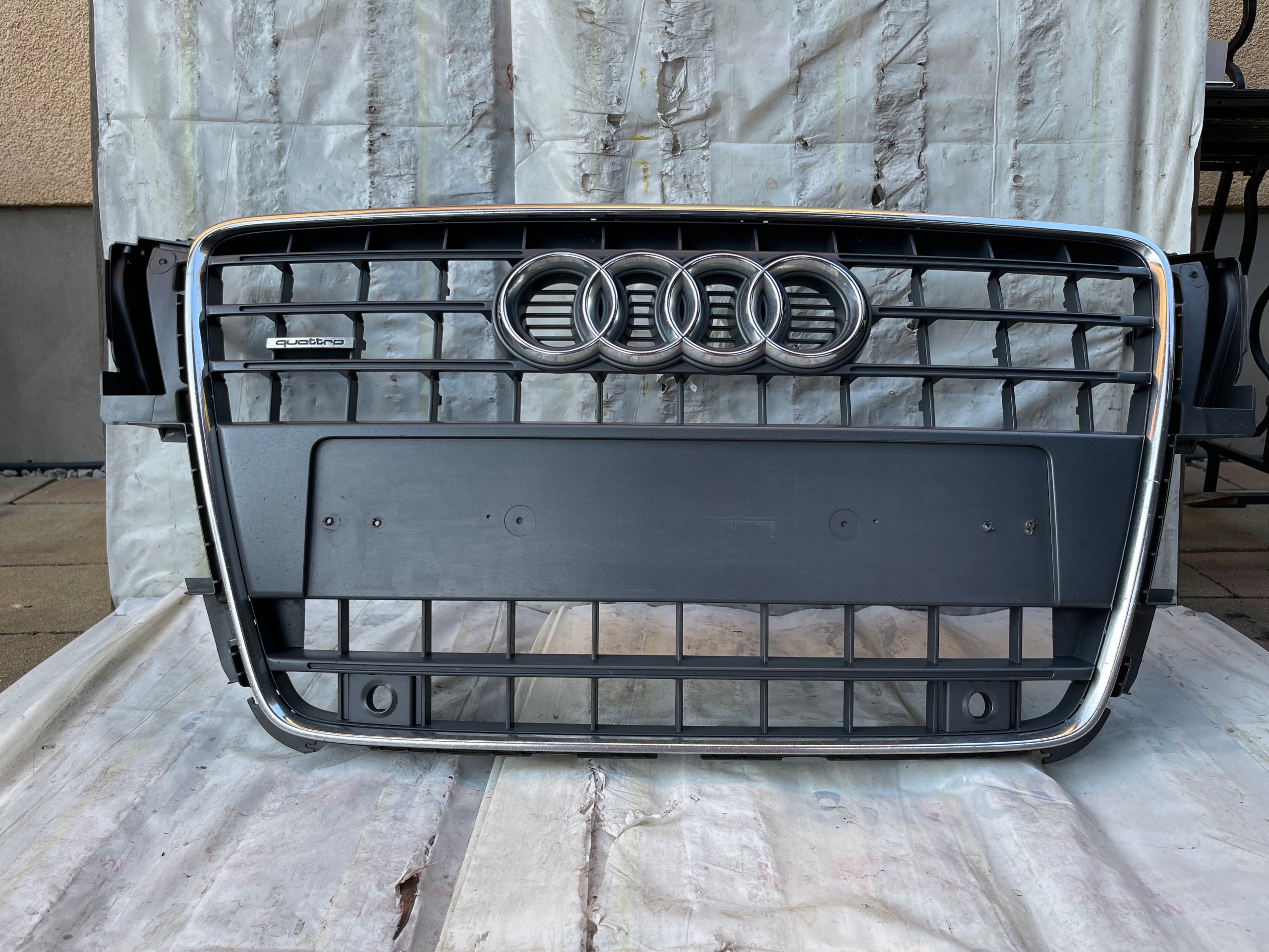 Kühlergrill Audi A5 8T FRONTGRILL 8T0853651E0 Kühlergitter