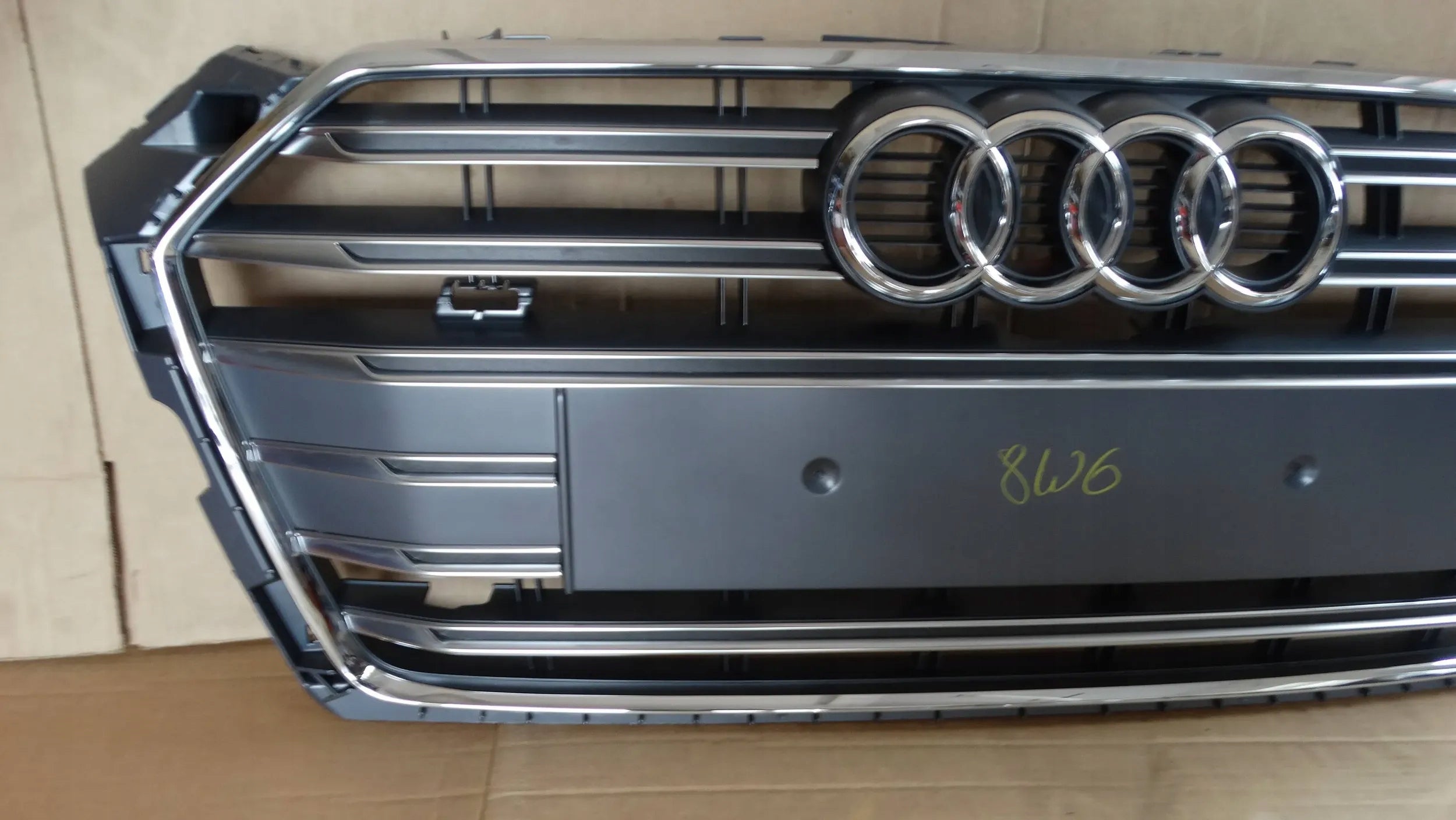 Kühlergrill Audi A5 FRONTGRILL 8W6853651AP Kühlergitter