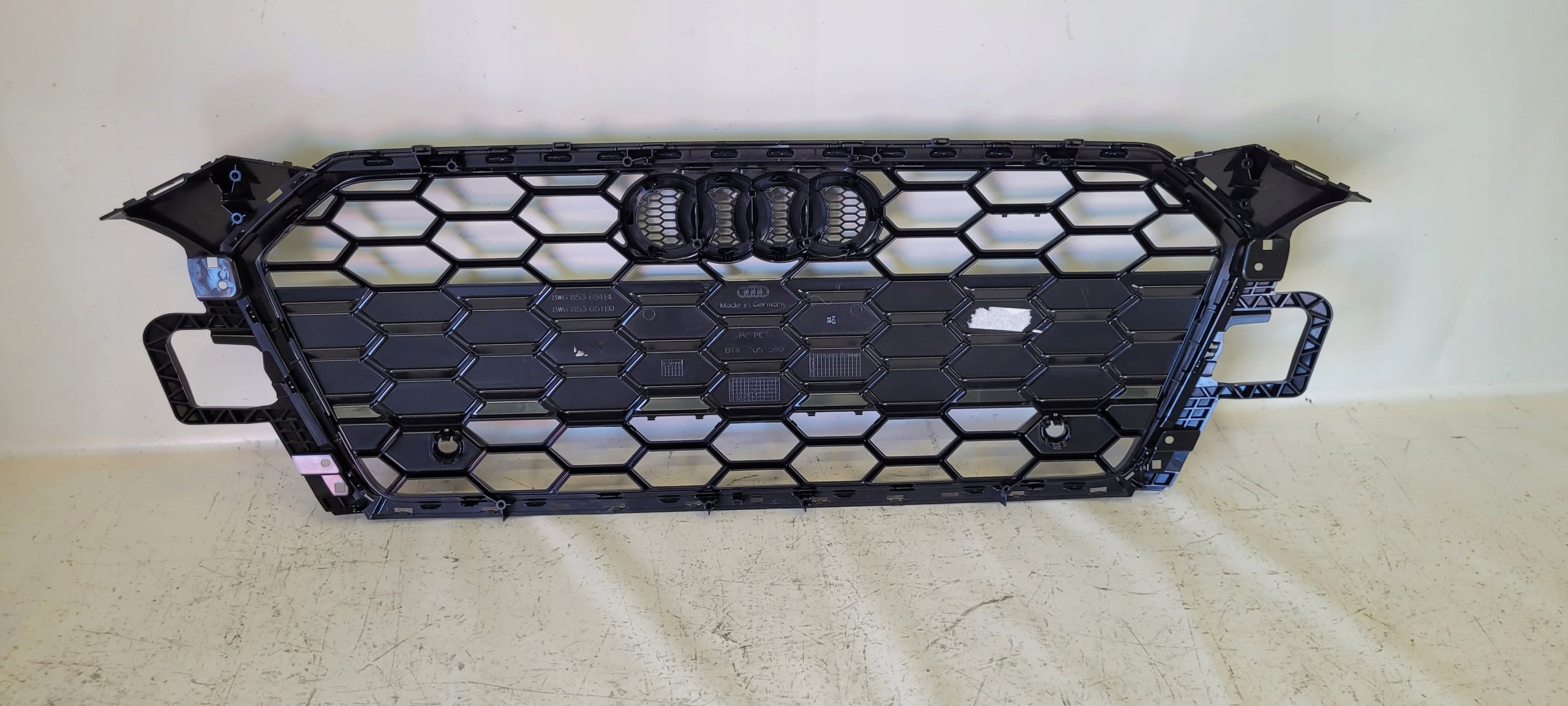 Kühlergrill Audi A5 8W6 FRONTGRILL Kühlergitter