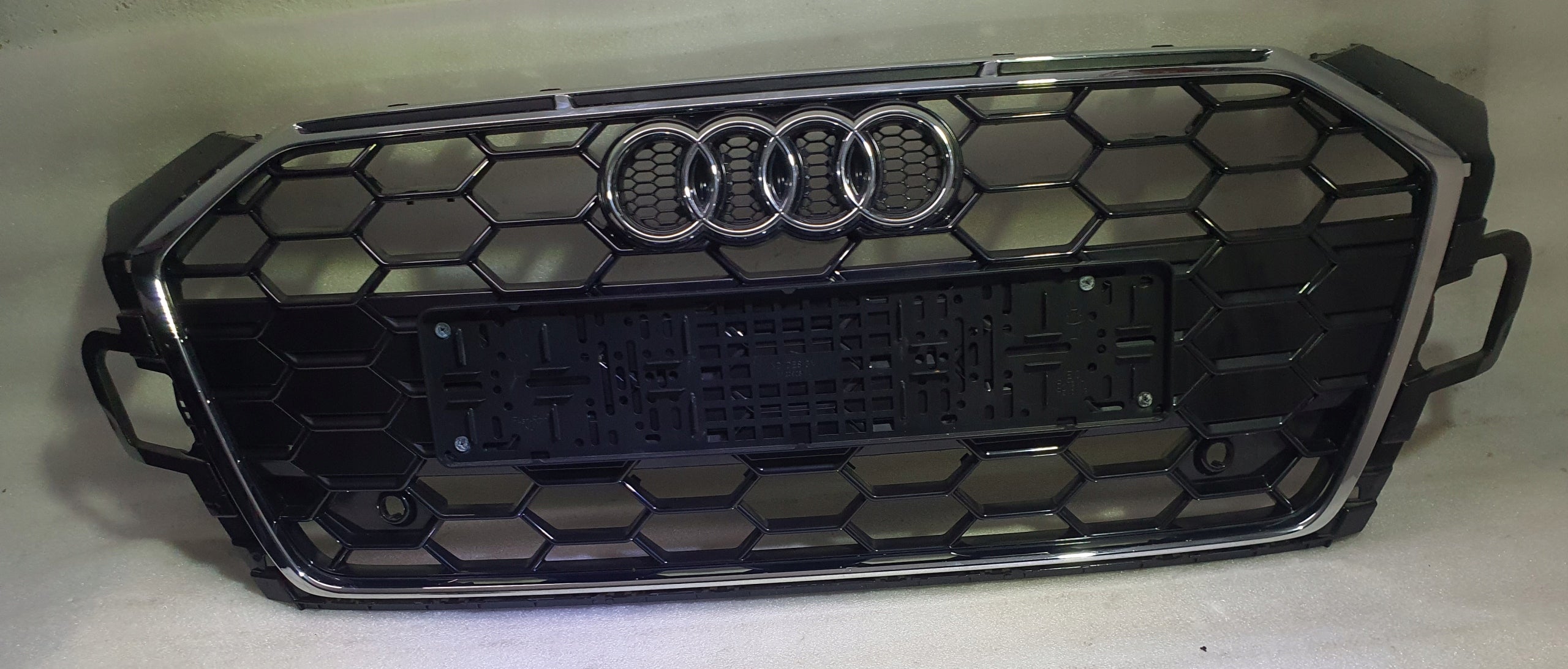  Calandre Audi S5 A5 FRONT GRILL 8W6853651BL calandre  product image