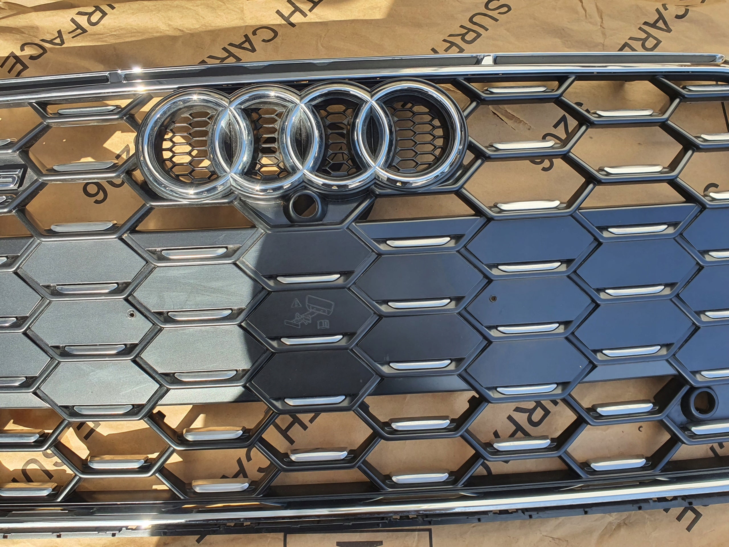 Kühlergrill Audi A5 F5 S5 A5 8W6 FRONTGRILL 8W6853651 Kühlergitter